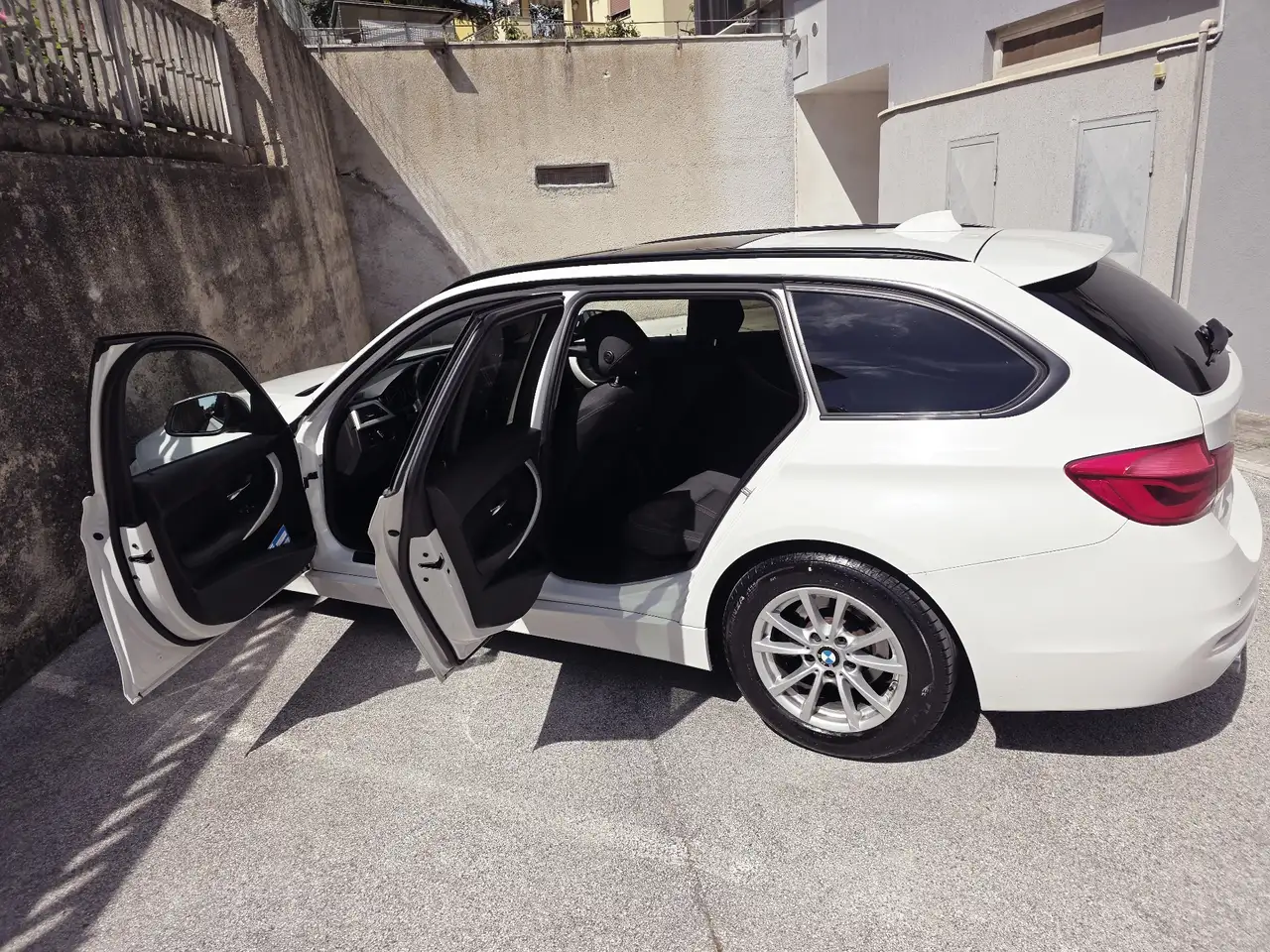 BMW 318tds Touring c/clima auto, foto 12