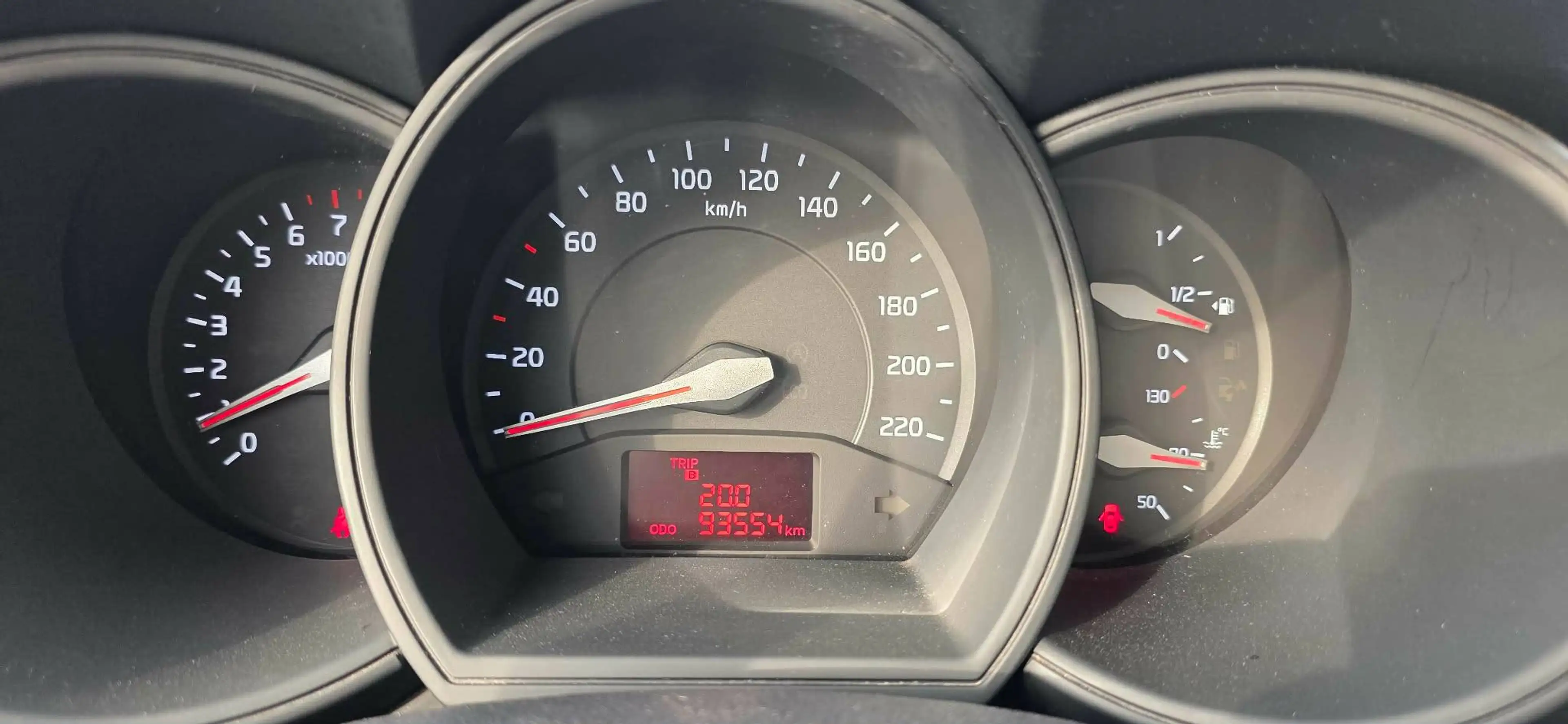 Kia Rio Rio 1.4i Sense 93000km camera gps — photo 11