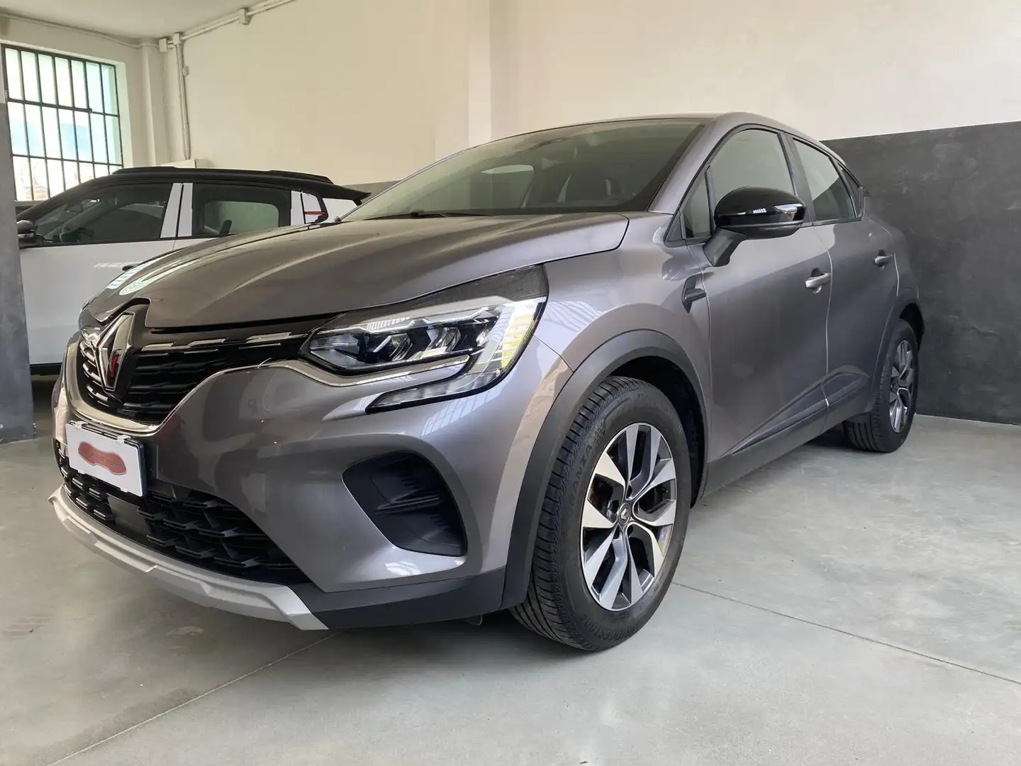 Renault Captur Captur 1.0 tce Business Gpl 100cv  "senza vincoli" Grigio - 1