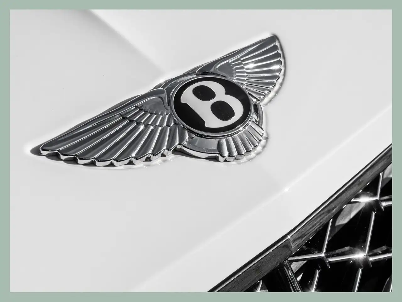 Bentley Continental GTC 2025 — фото 12