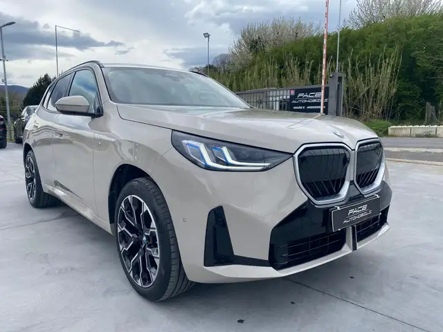 BMW X3 view 4