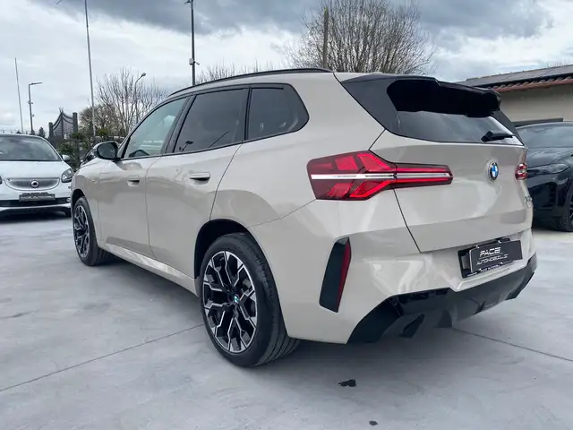 BMW X3 view 13