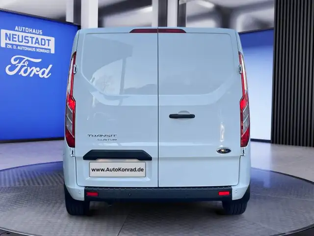 Ford Transit Custom view 6