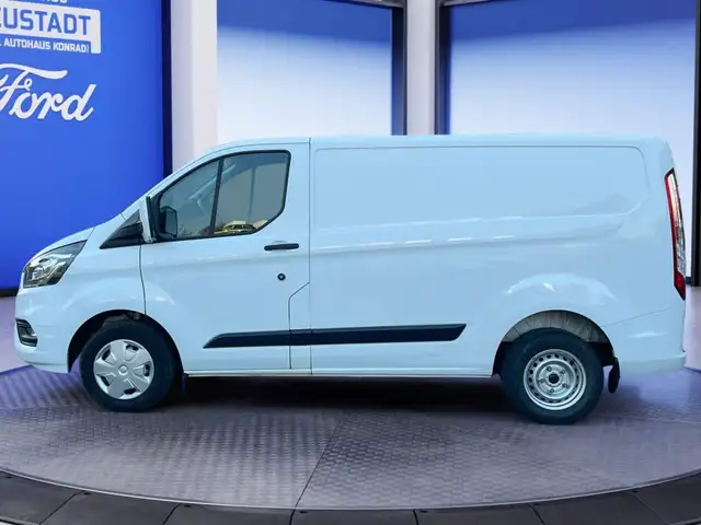 Ford Transit Custom view 3