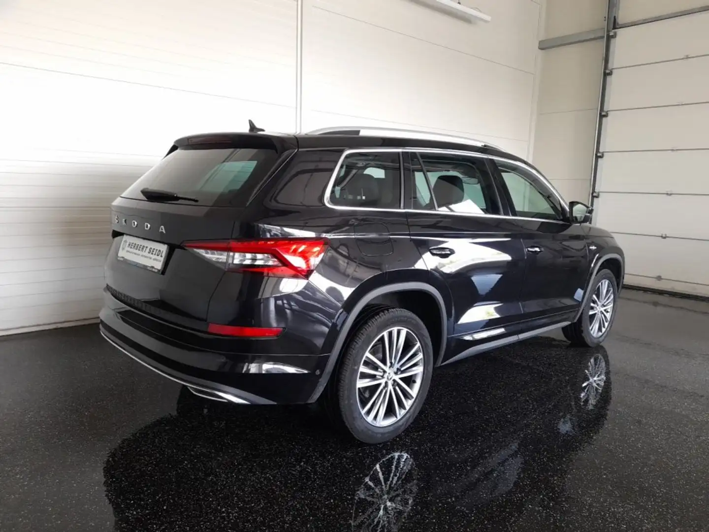 Skoda Kodiaq L&K 2,0 TDI 4x4 DSG *MATRIX LED / NAVI / AHV & 360° KAMERA / ACC / DCC / VOLLEDER & MEMORY / 3-ZONEN-KLIMA* Schwarz - 2