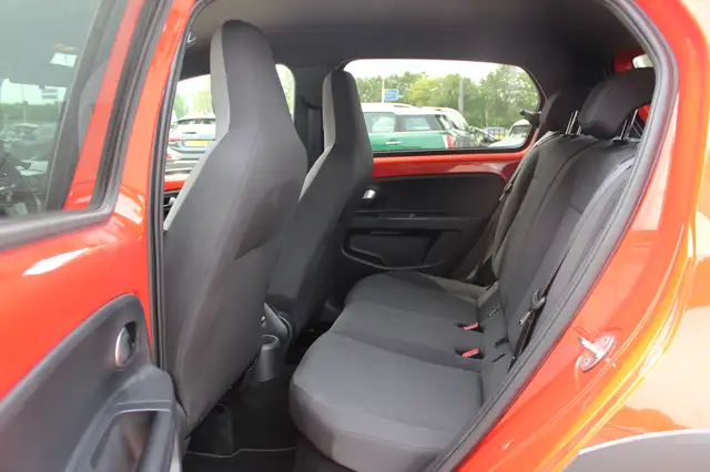 Volkswagen Up! view 11