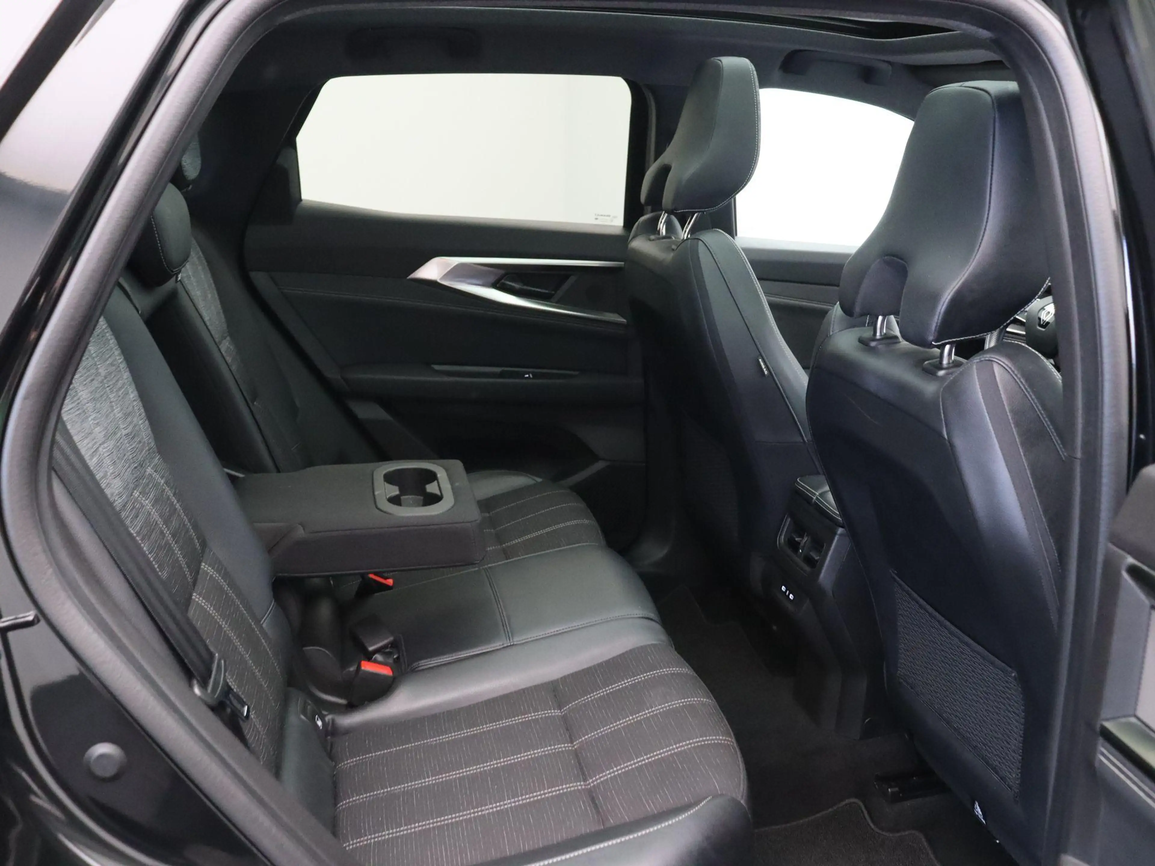 Renault Austral 160pk mild hybrid Techno | Panorama dak | Climate — photo 8