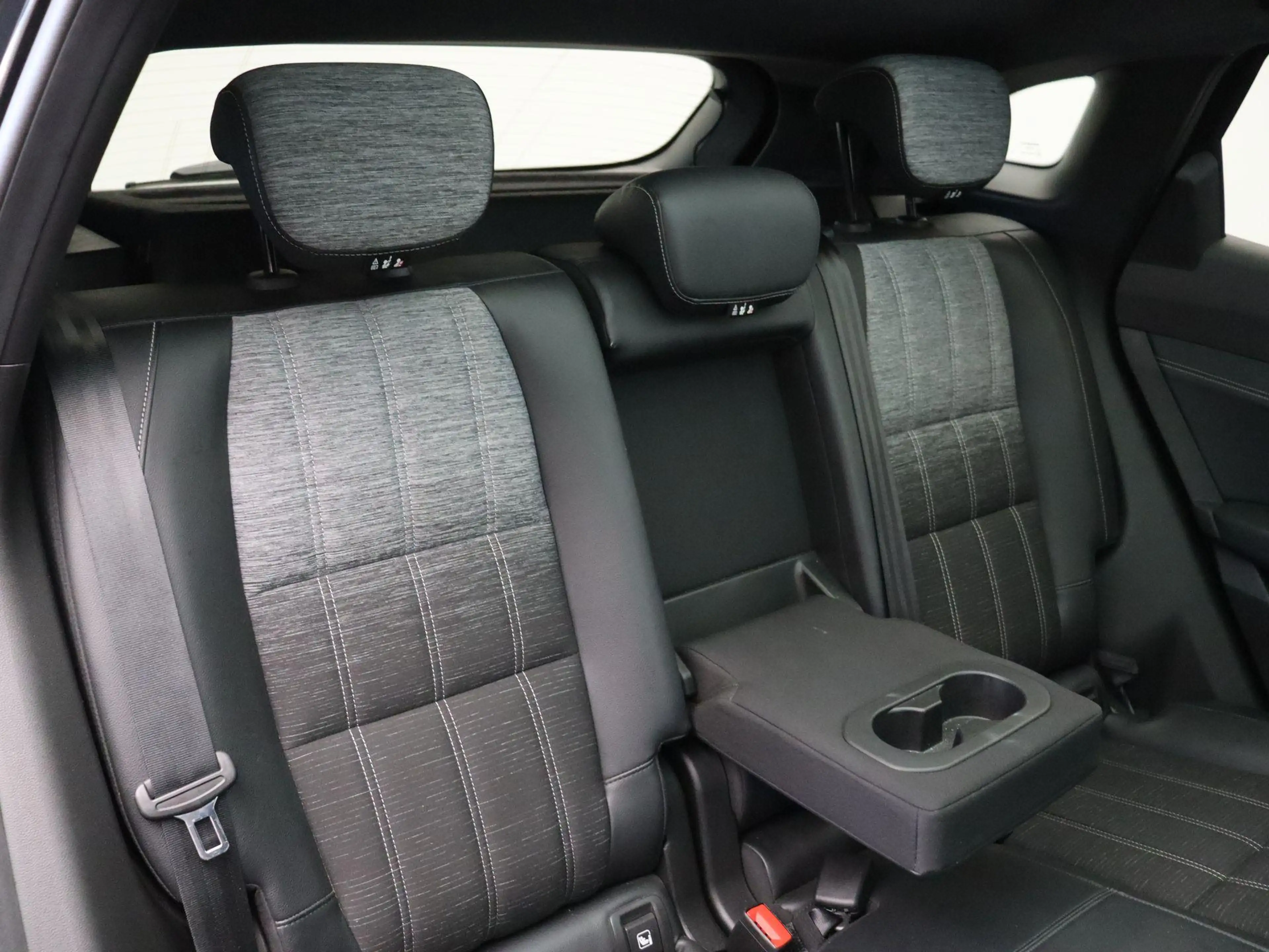 Renault Austral 160pk mild hybrid Techno | Panorama dak | Climate — photo 9