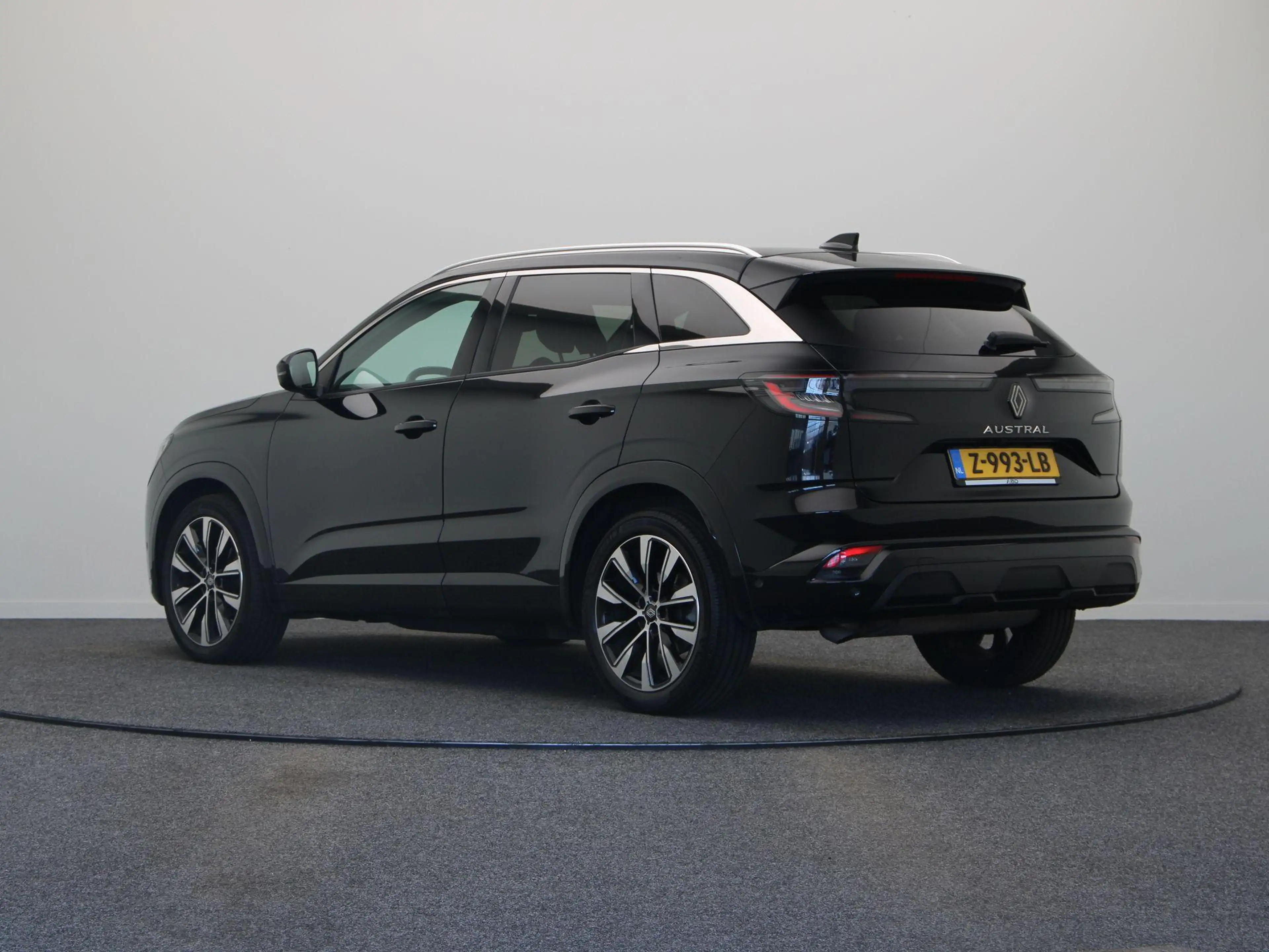 Renault Austral 160pk mild hybrid Techno | Panorama dak | Climate — photo 2