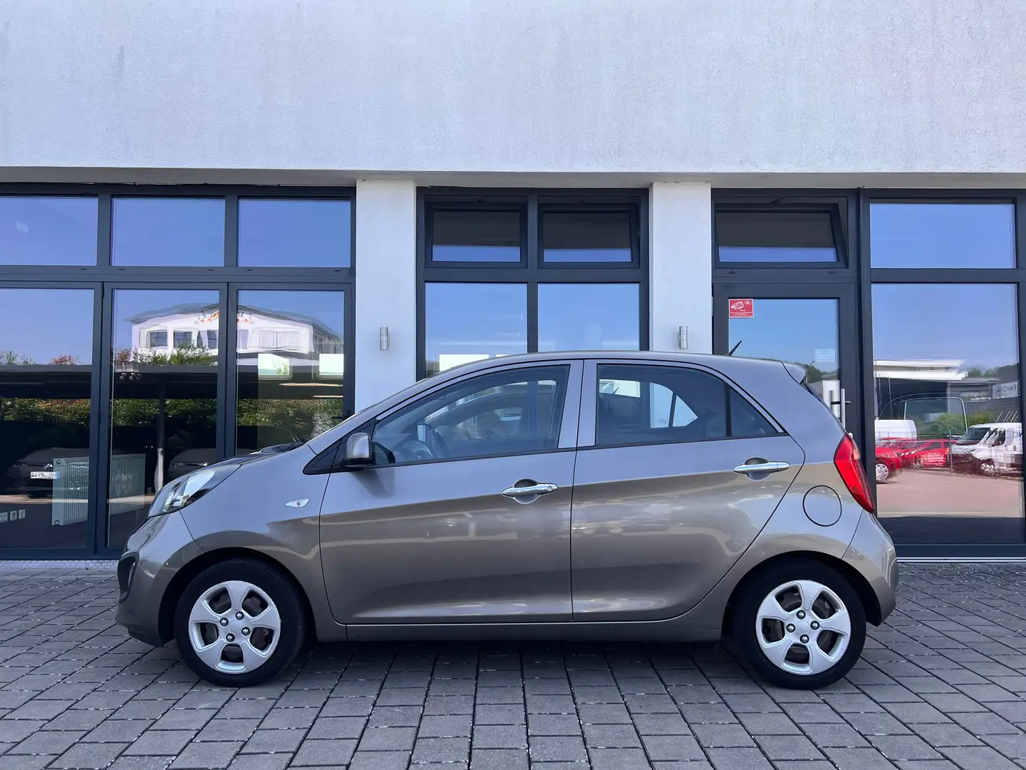 Kia Picanto 1.0 Edition 7 / 1.HAND / KLIMA / Серый - 2