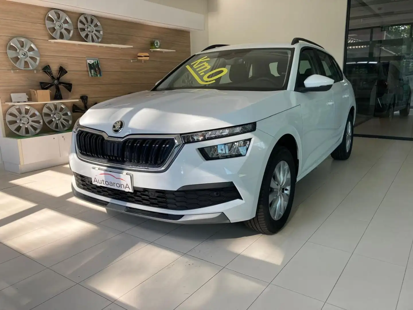 Skoda Kamiq 1.0 TSI 110 CV Ambition Blanco - 1