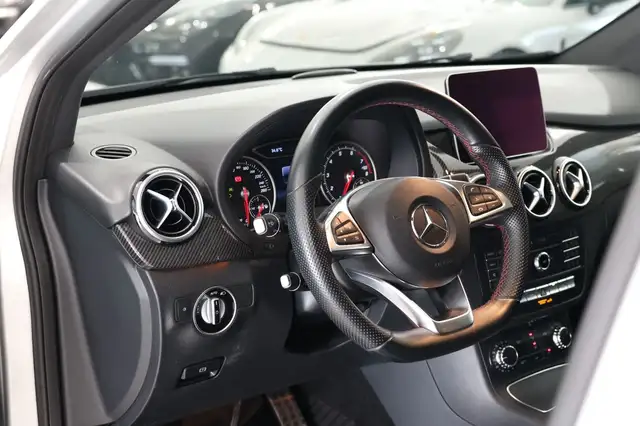Mercedes-Benz B-Class view 10