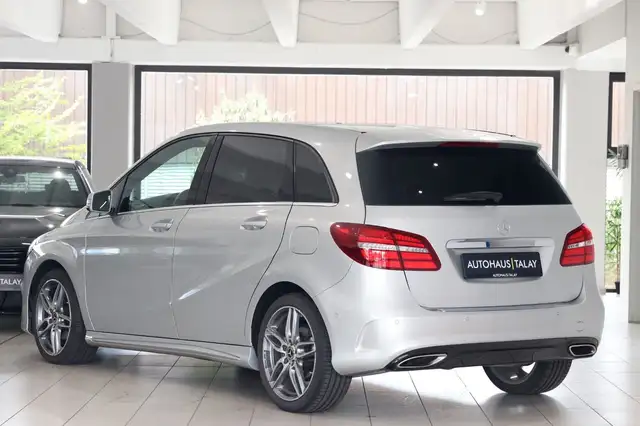 Mercedes-Benz B-Class view 4