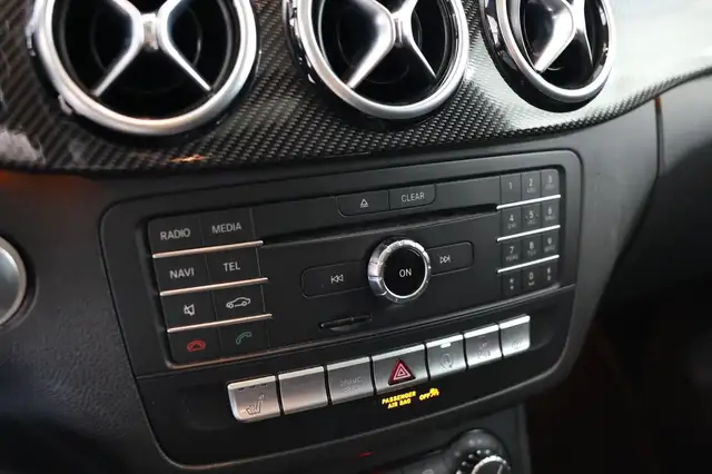 Mercedes-Benz B-Class view 18