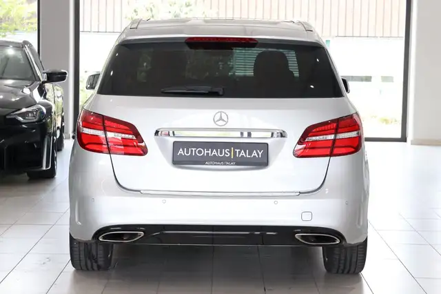 Mercedes-Benz B-Class view 5