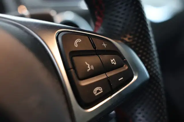 Mercedes-Benz B-Class view 14