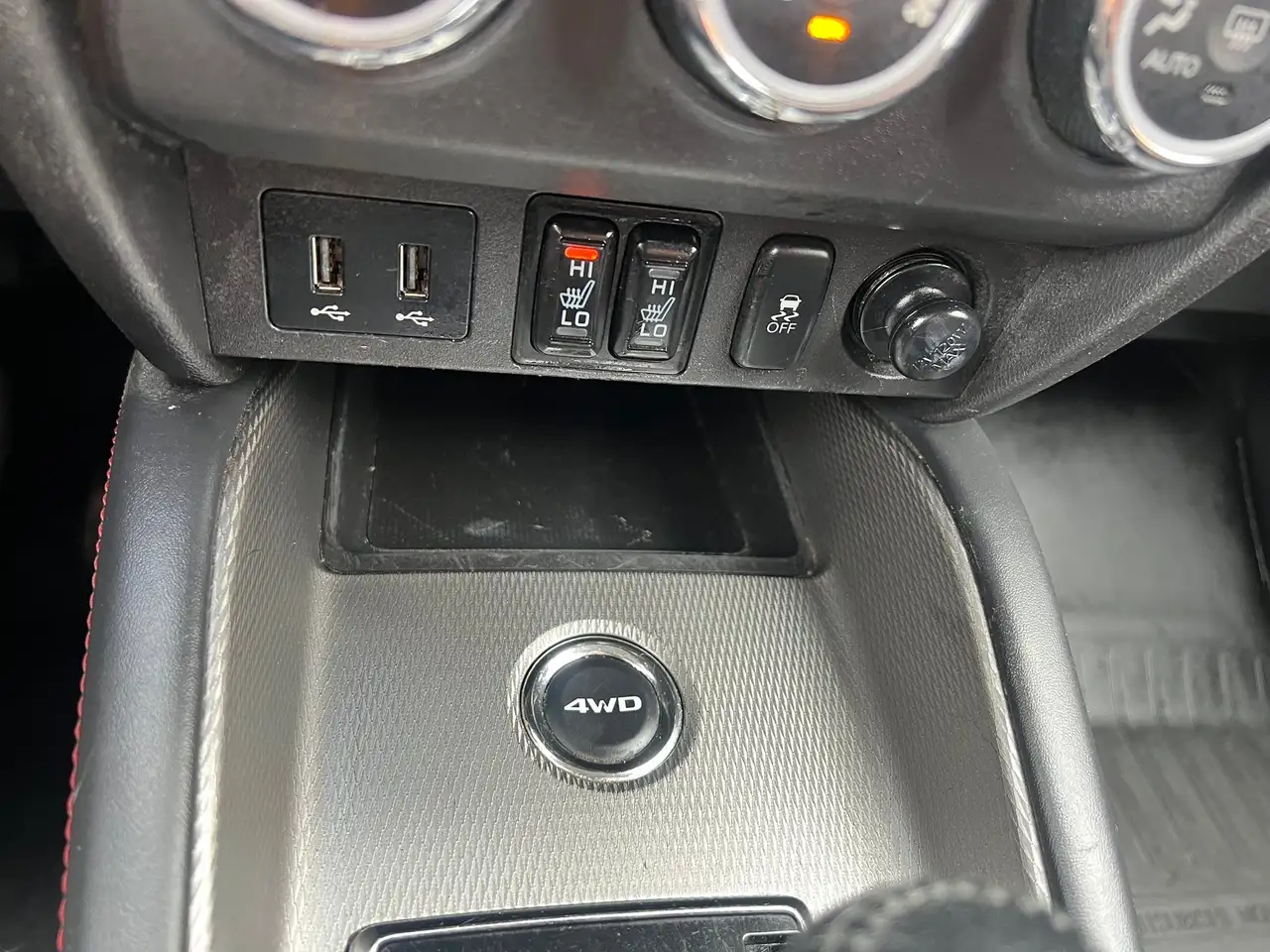 Mitsubishi RVR снимка Mitsubishi RVR