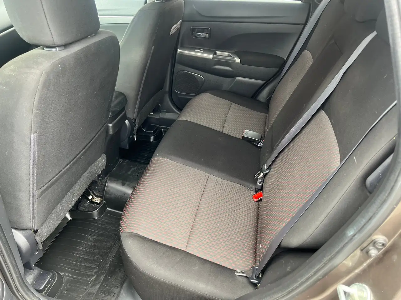 Mitsubishi RVR снимка Mitsubishi RVR