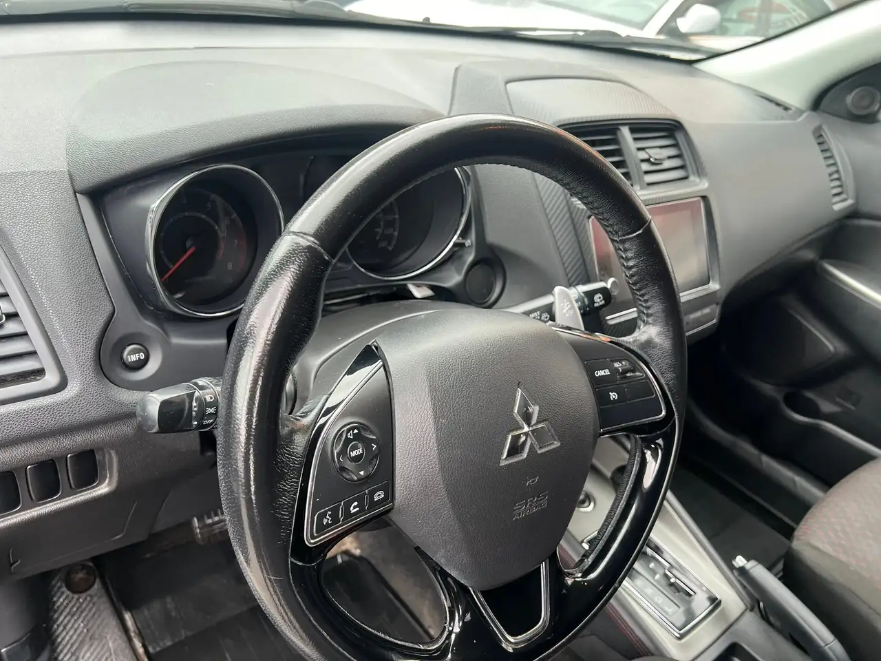 Mitsubishi RVR снимка Mitsubishi RVR