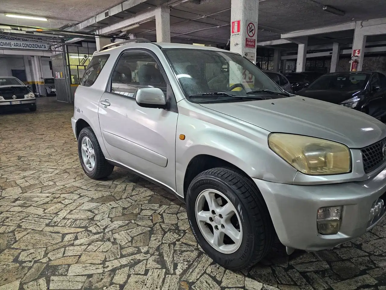 Toyota RAV4 2.0 150 CV *GUARNIZIONE DELLA TESTATA DA RIFARE**VA IN MOTO*, foto 2