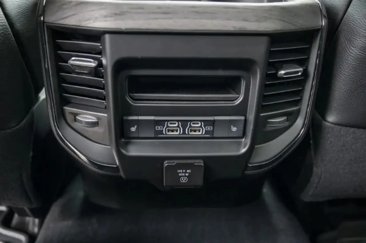 RAM 3500 снимка RAM 3500