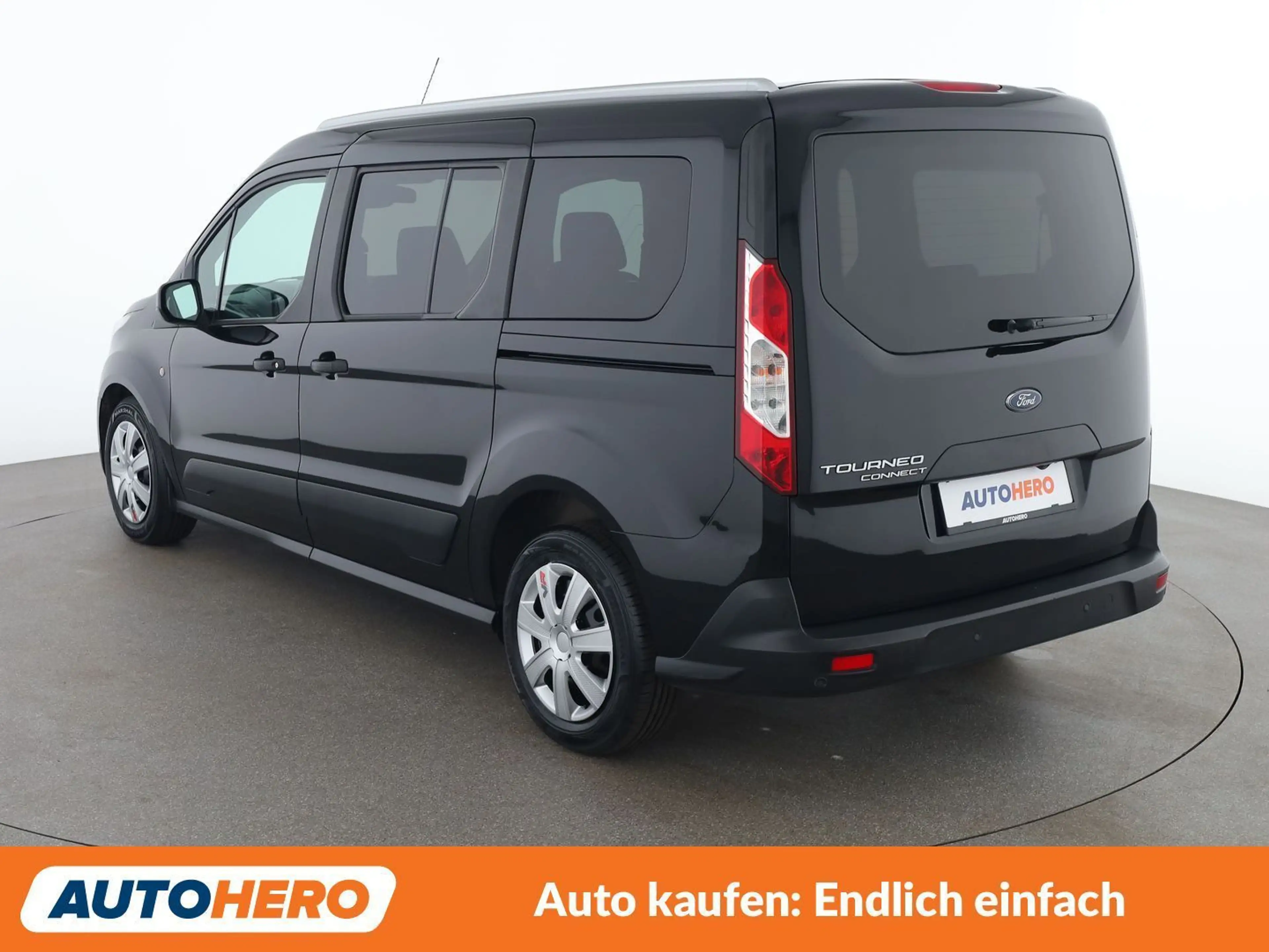 Ford Grand Tourneo 1.5 EcoBlue TDCi Trend — photo 4