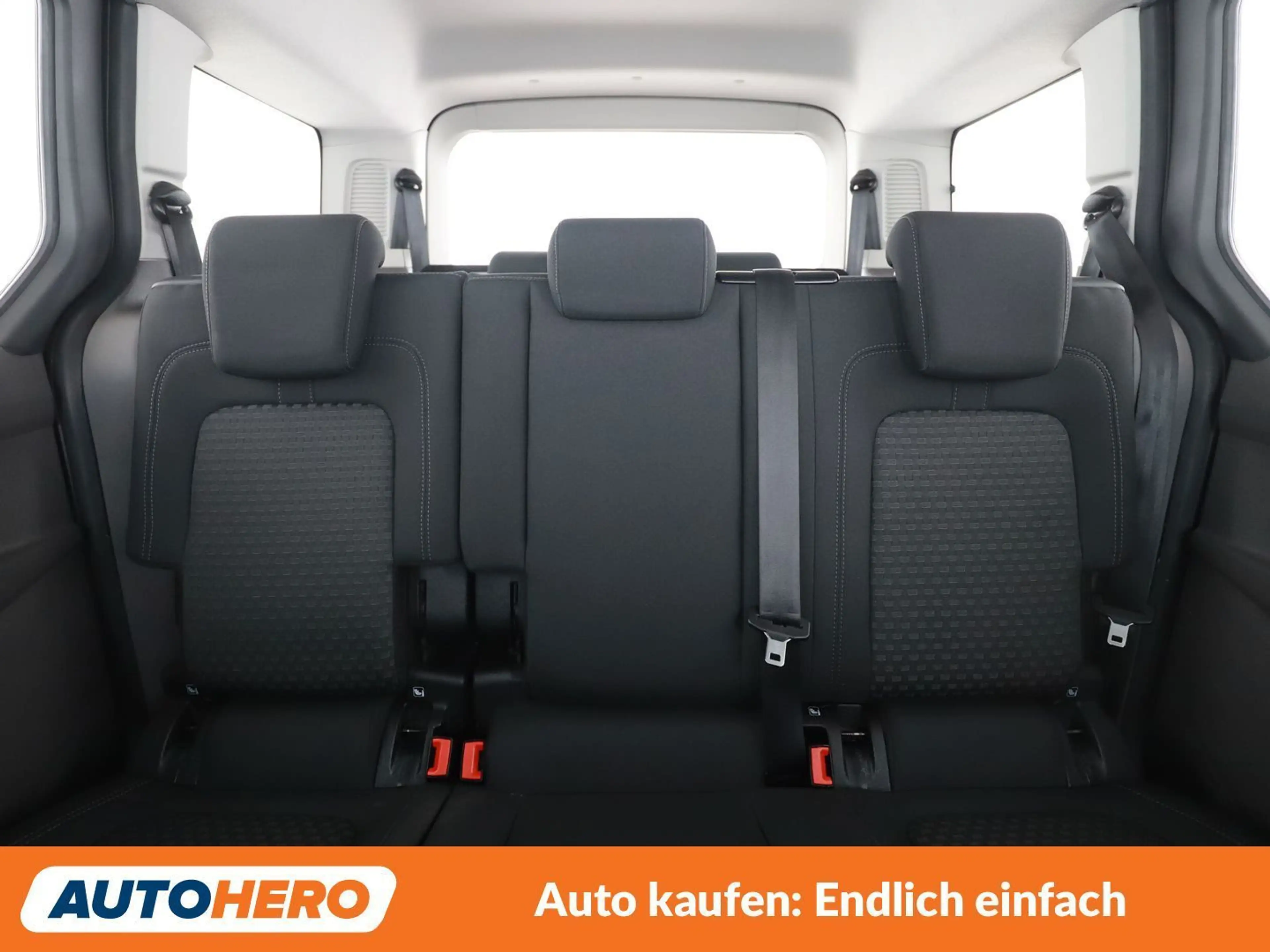 Ford Grand Tourneo 1.5 EcoBlue TDCi Trend — photo 15