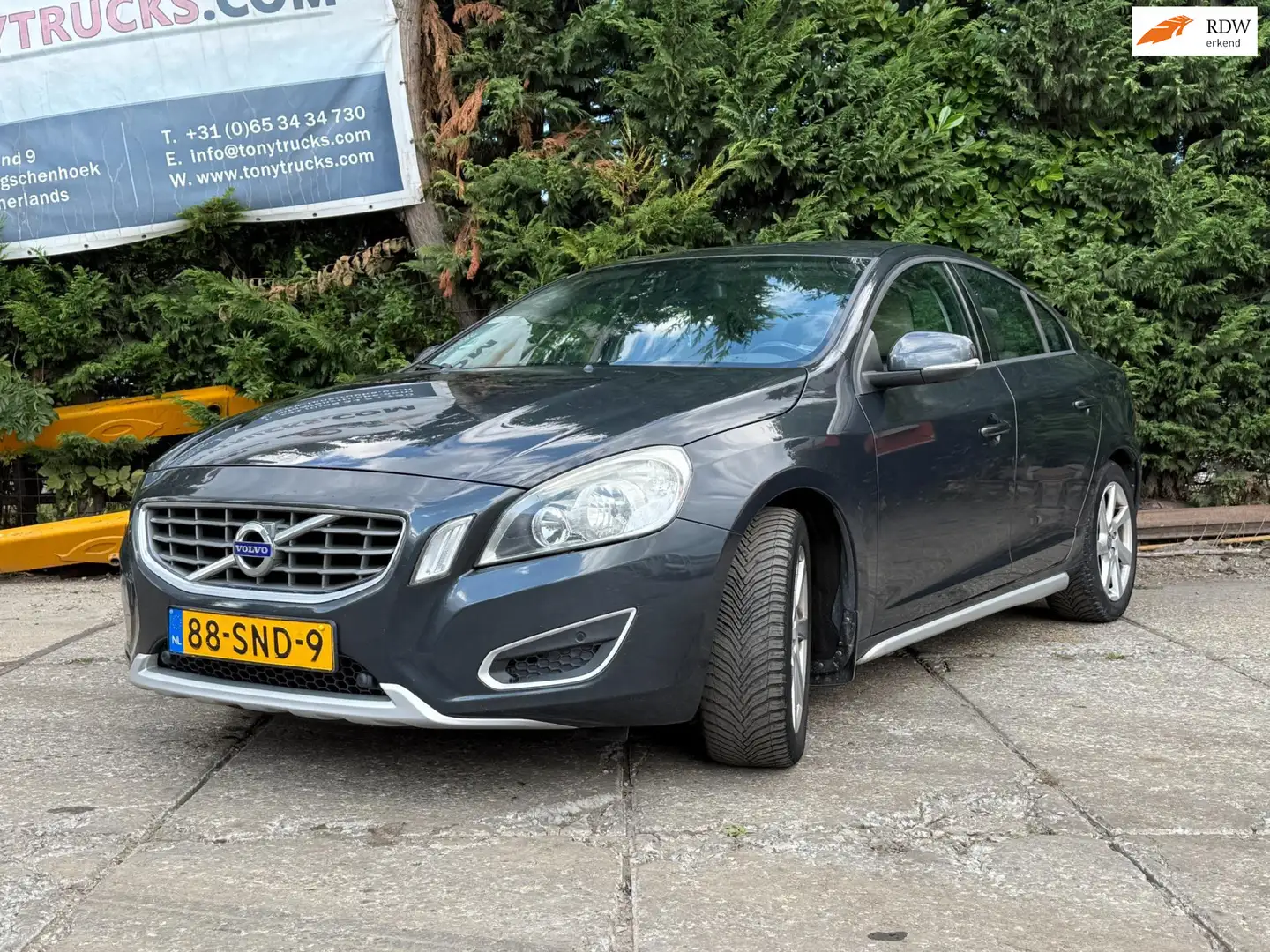 Volvo S60 1.6 DRIVe Business Clima/PDC/Leer/Navi/Ex BPM Grijs - 1