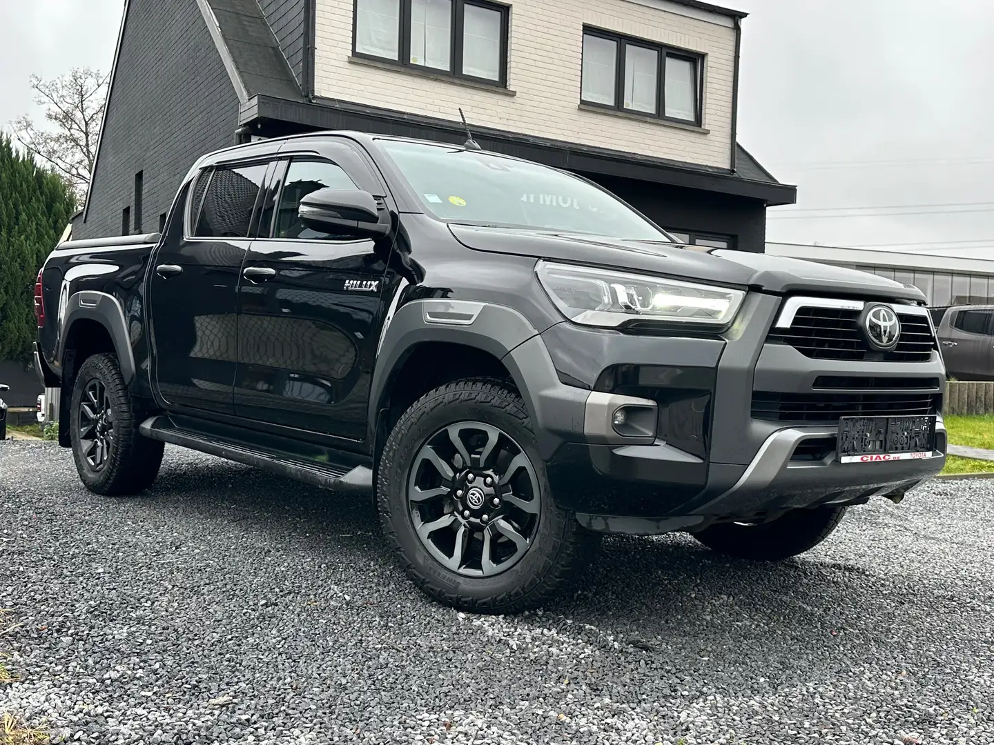 Toyota Hilux 4x4 Double Cab Autm. Invincible *btw aftrekbaar* - 1