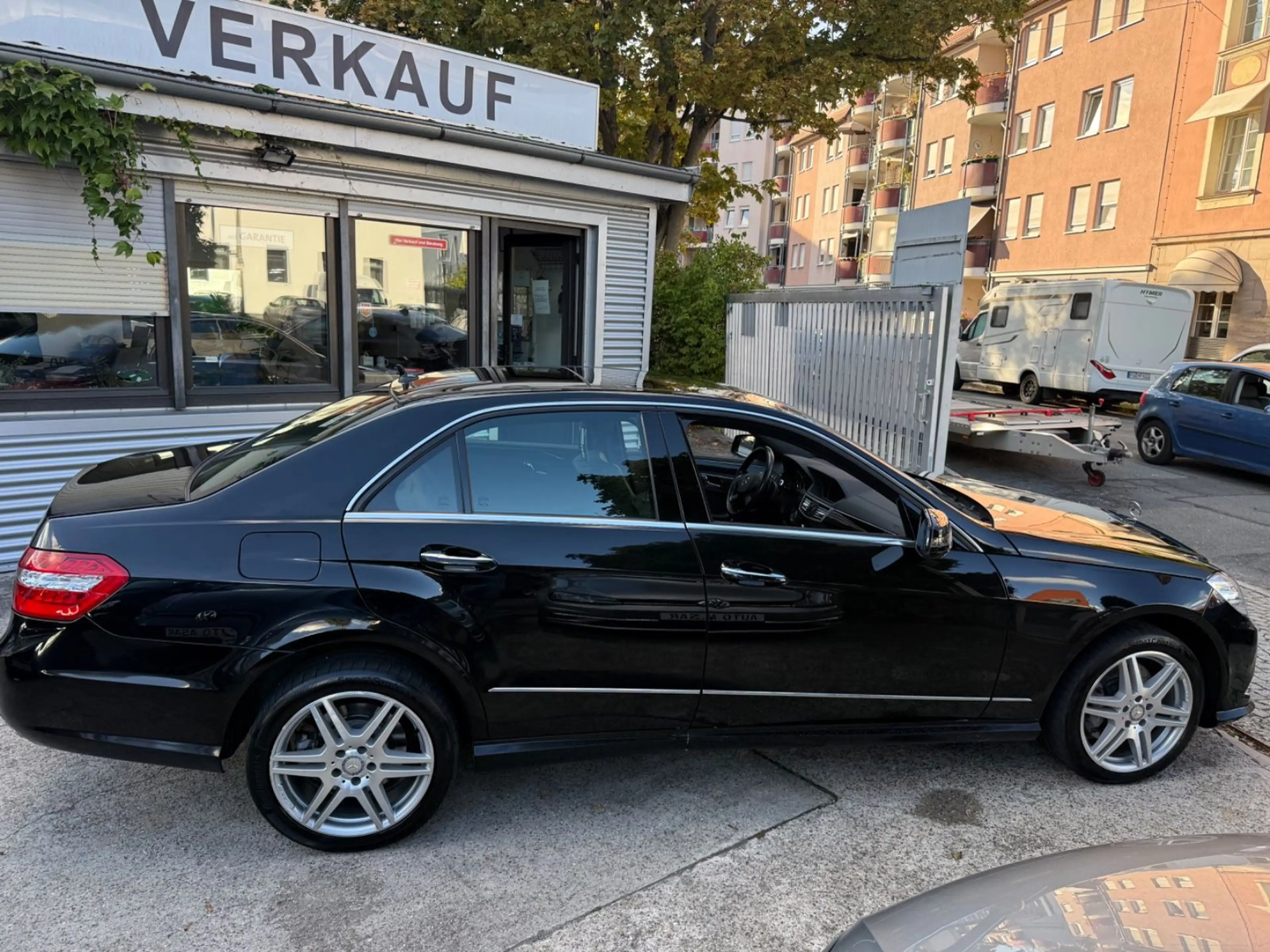 Mercedes-Benz E 50 AMG 0 4Matic Limousine AMG SPORT PAKET/PANORAMA — photo 4