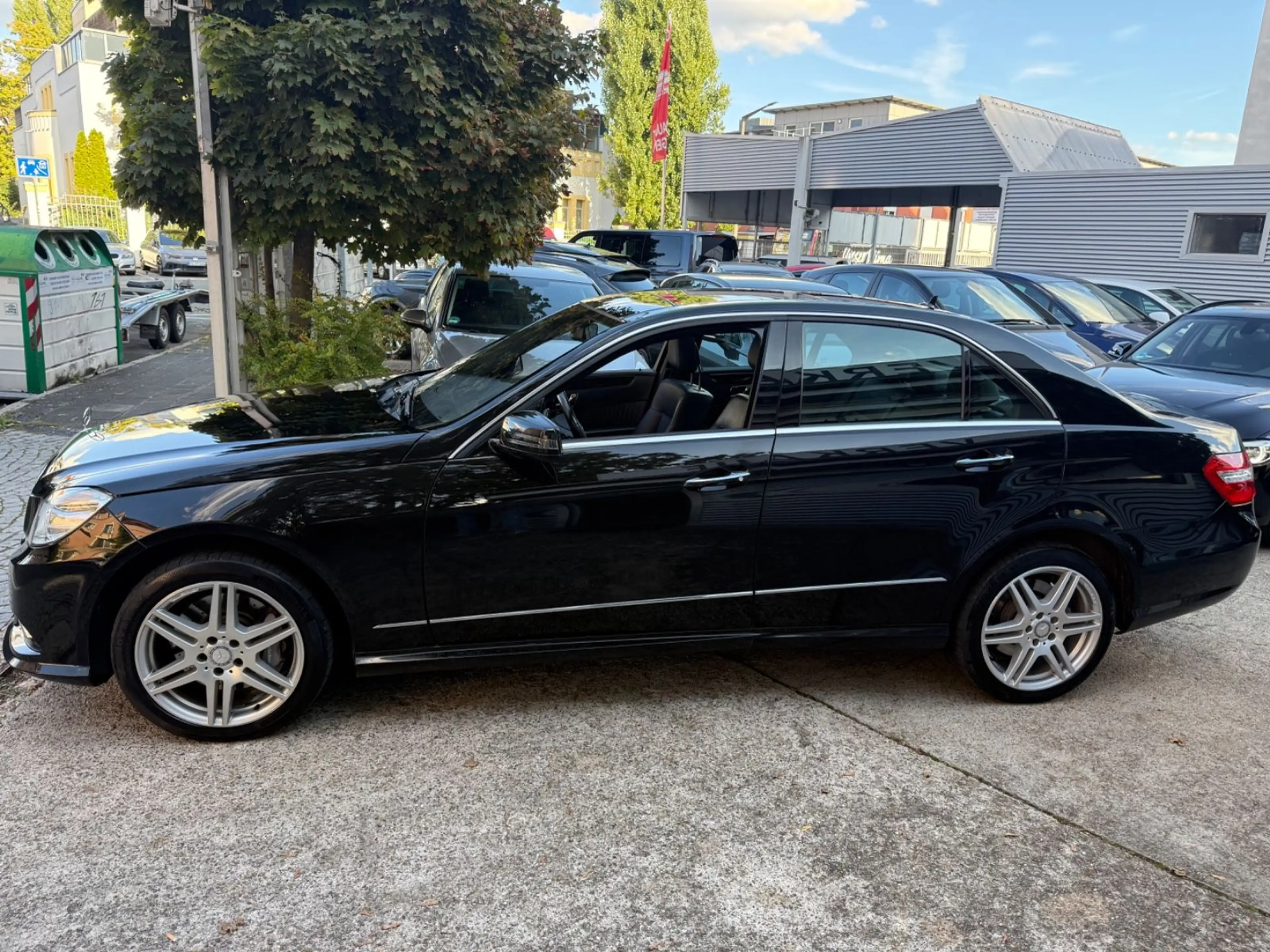 Mercedes-Benz E 50 AMG 0 4Matic Limousine AMG SPORT PAKET/PANORAMA — photo 9