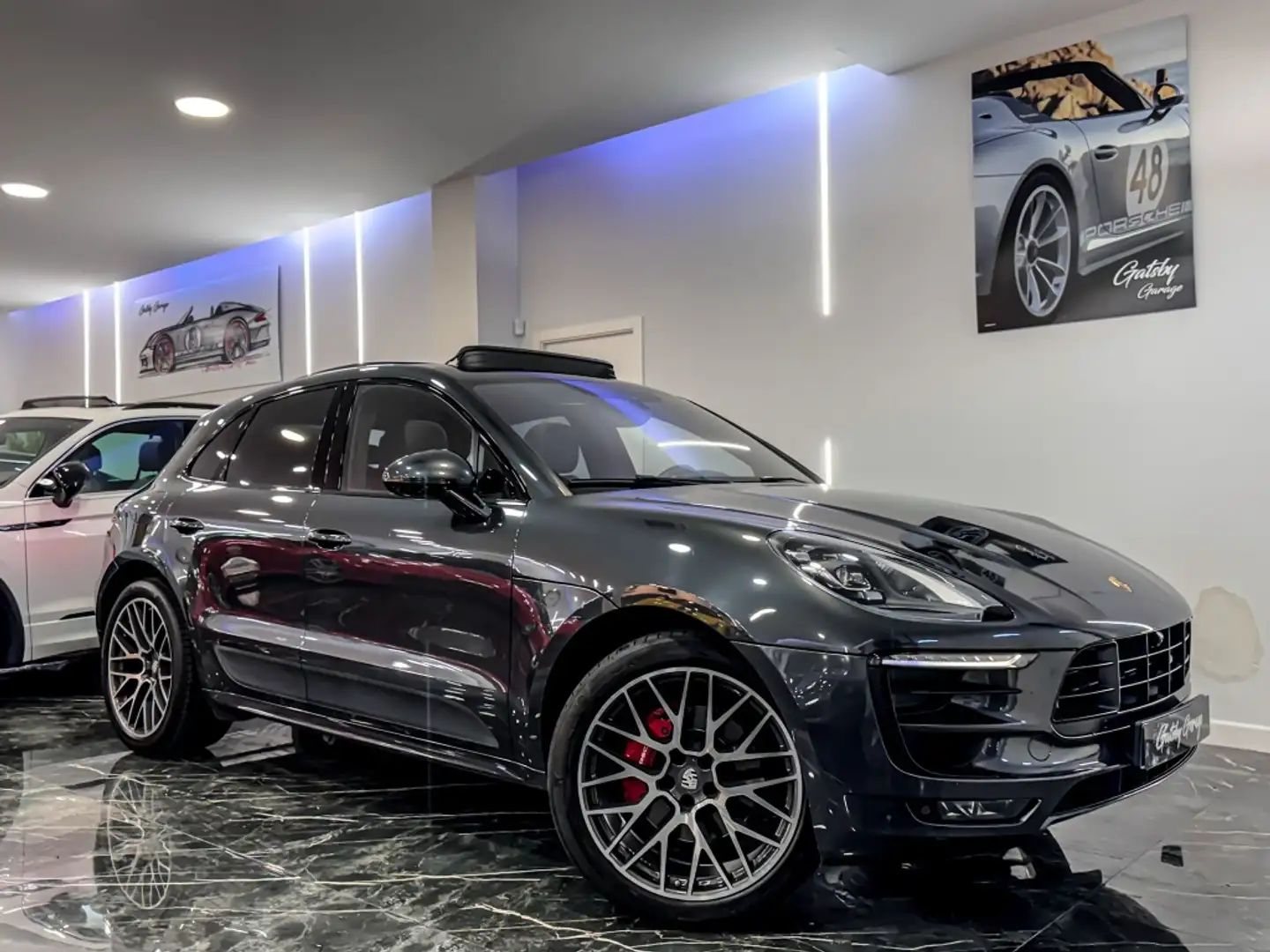 Porsche Macan S Diesel (9.75) Aut. Grijs - 2