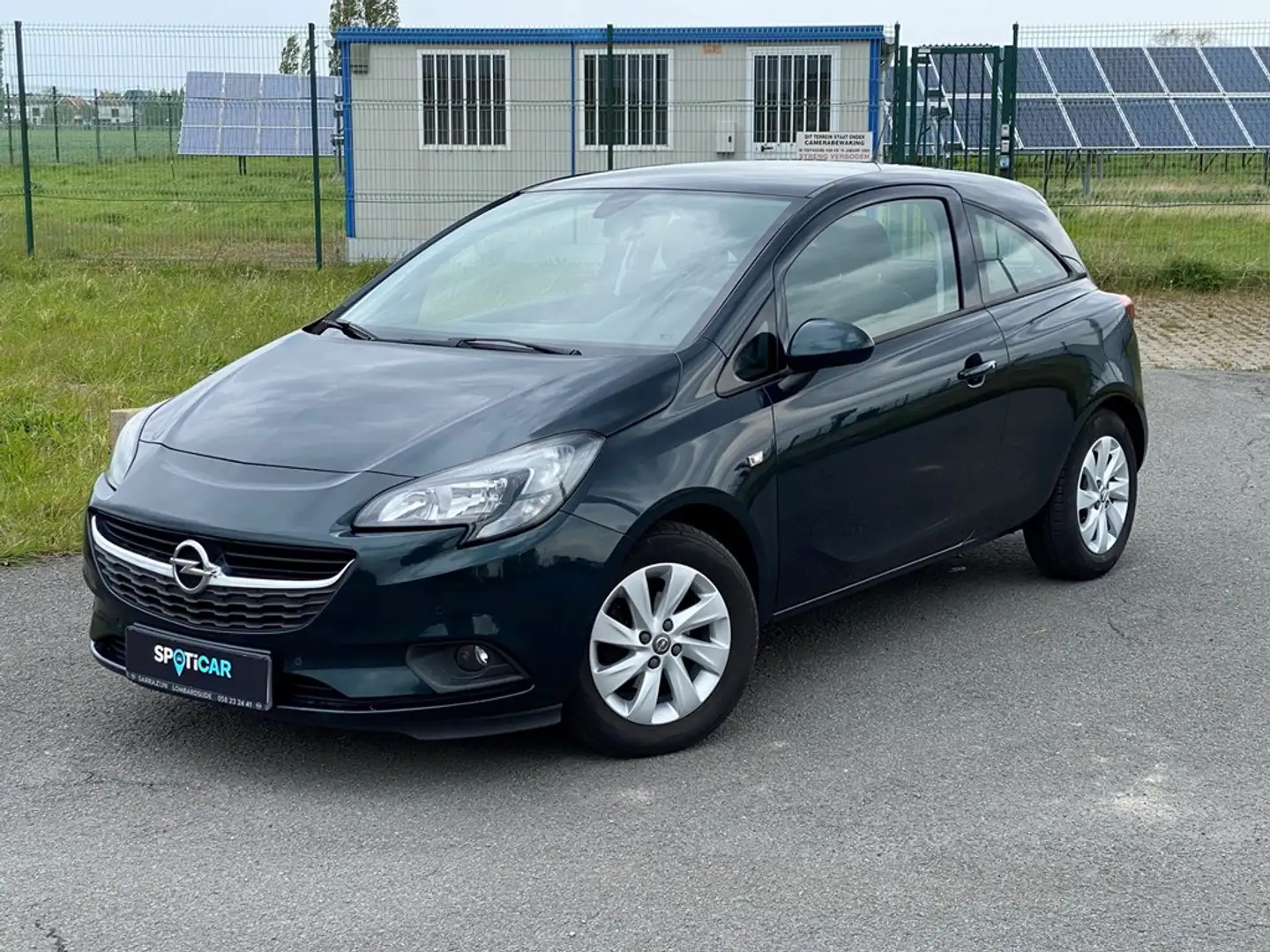 Opel Corsa 1.2 Edition,55 000km,Airco,Sensoren voor en achter Groen - 1