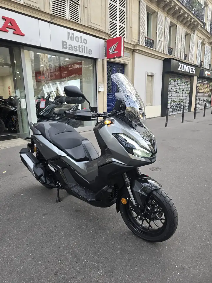 Honda ADV 350