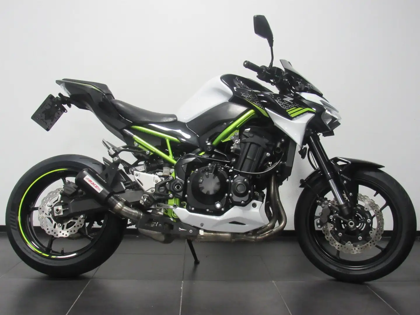 Kawasaki Z 900 ABS Blanc - 1