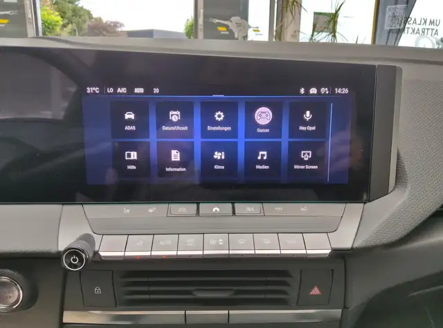 Opel Astra view 15