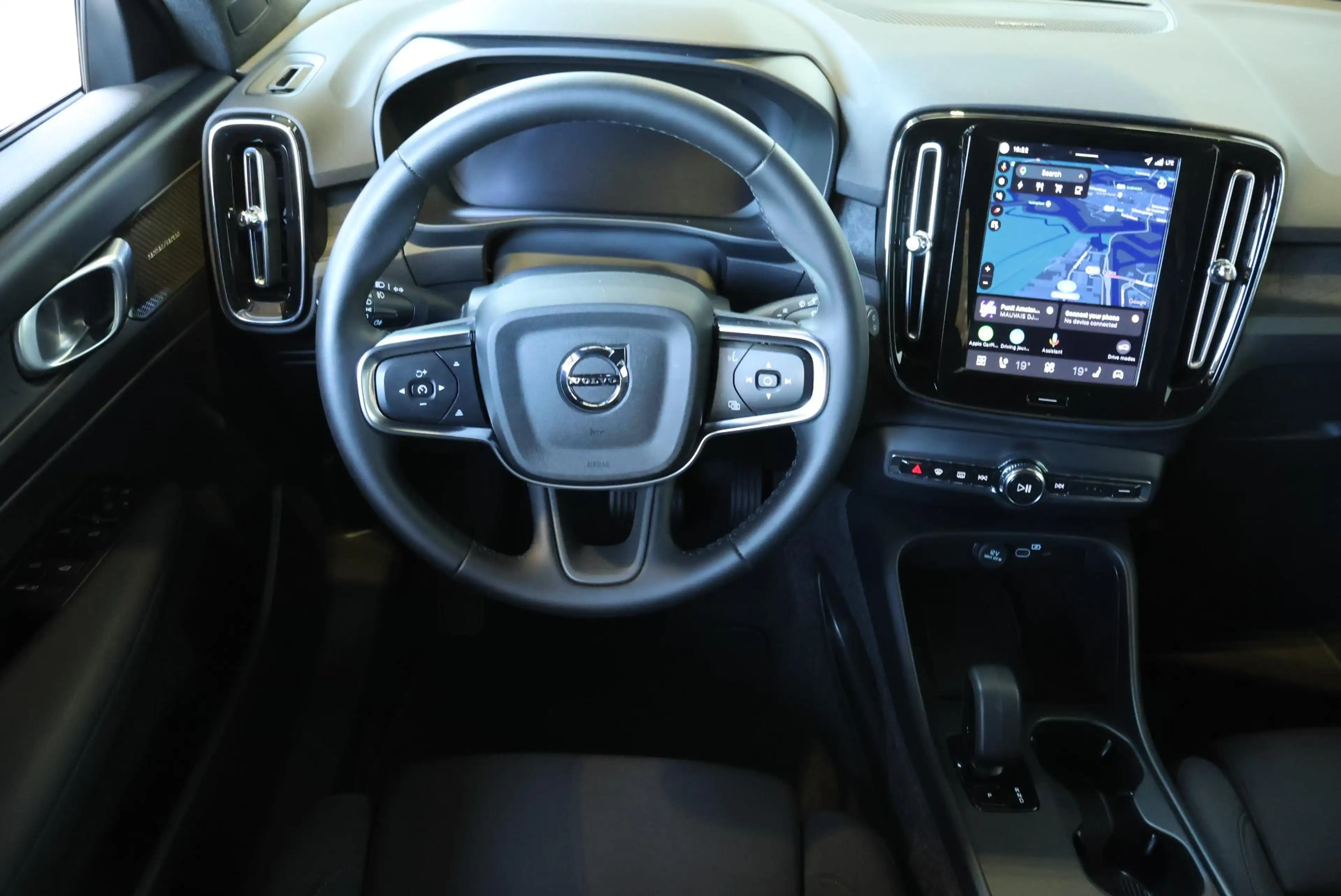 Volvo EX40 Single Motor Extended Range Plus 82 kWh | Semi-Ele — photo 12
