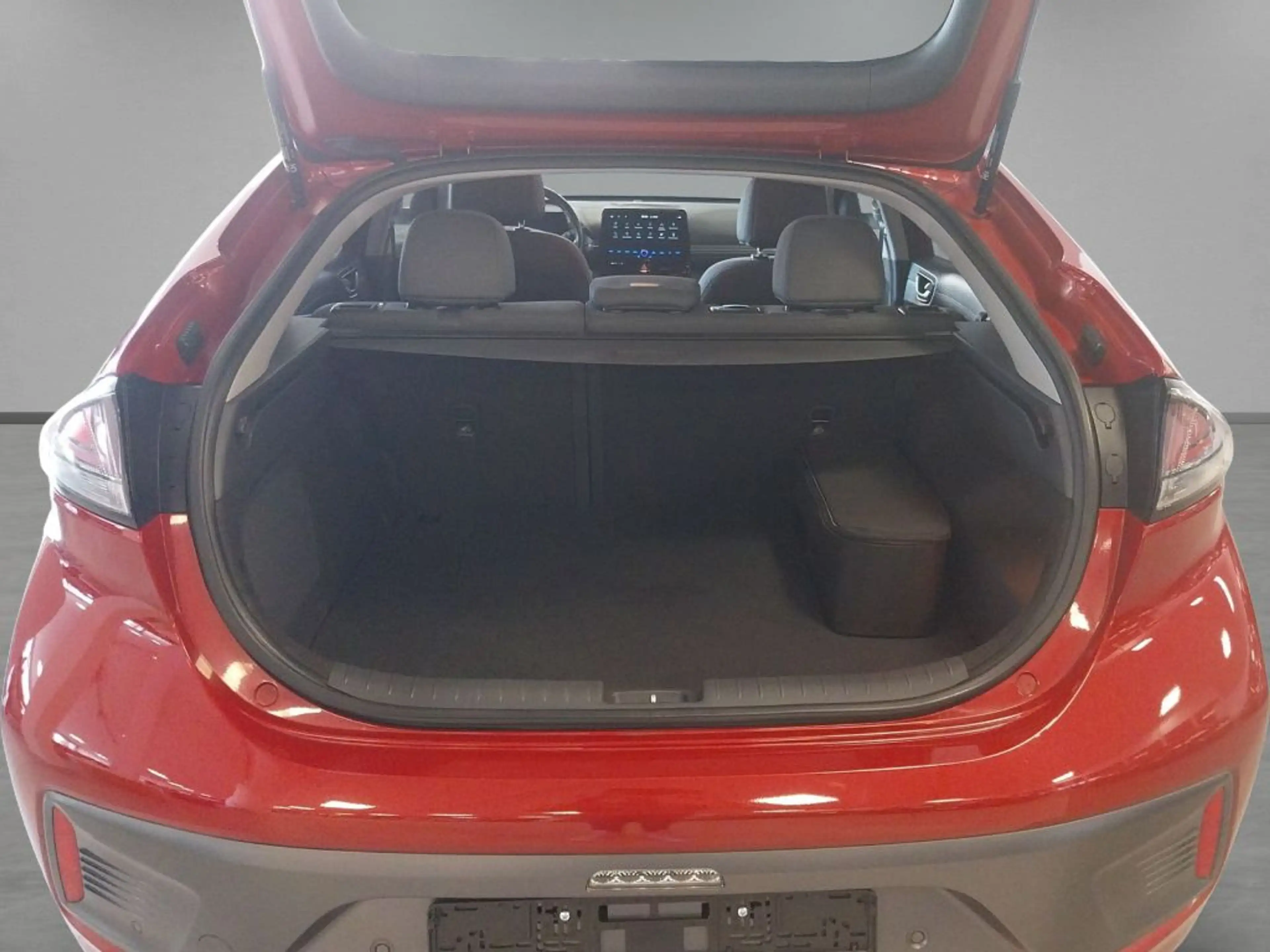 Hyundai IONIQ Plug-in-Hybrid 1.6 GDI Style — photo 14