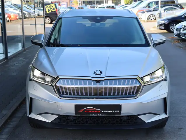 Skoda Enyaq view 3