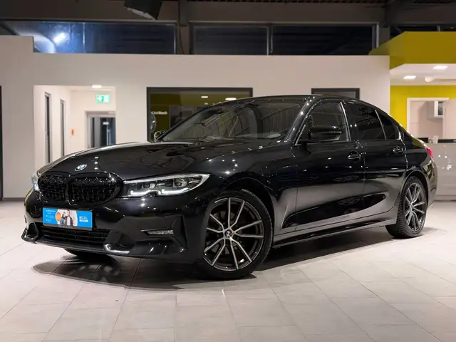 BMW 320 i Sport Line *Digital*Keyless*LED*RFK*HiFi*