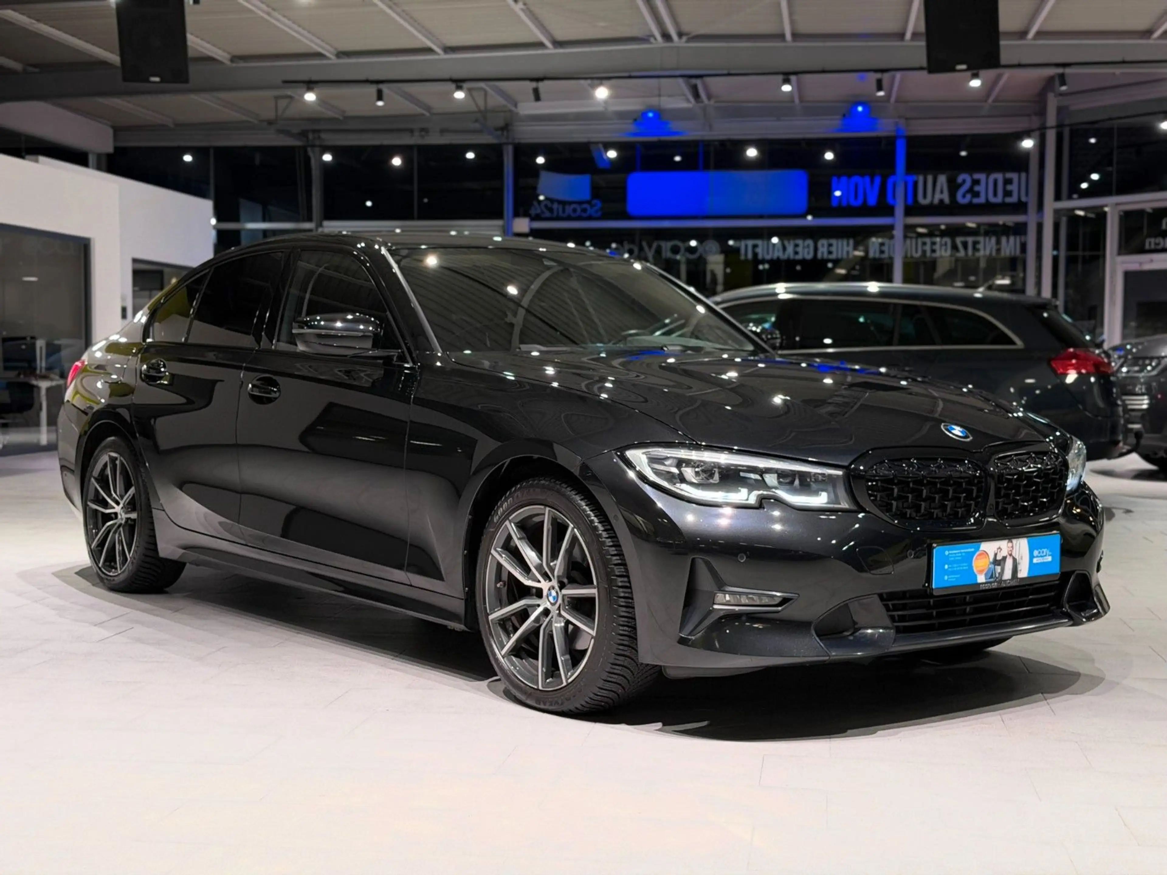 BMW 320 i Sport Line *Digital*Keyless*LED*RFK*HiFi* — photo 8
