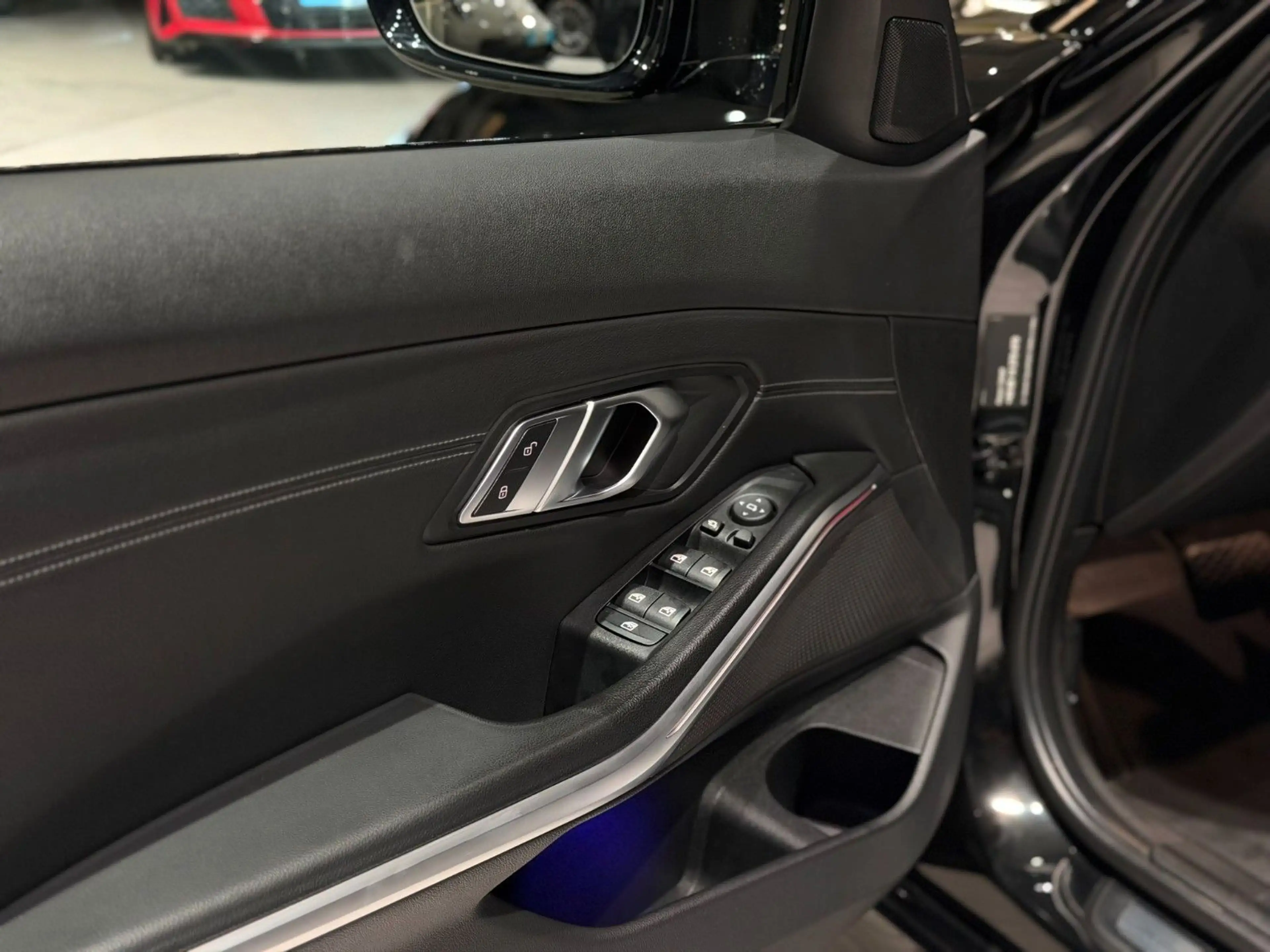 BMW 320 i Sport Line *Digital*Keyless*LED*RFK*HiFi* — photo 15