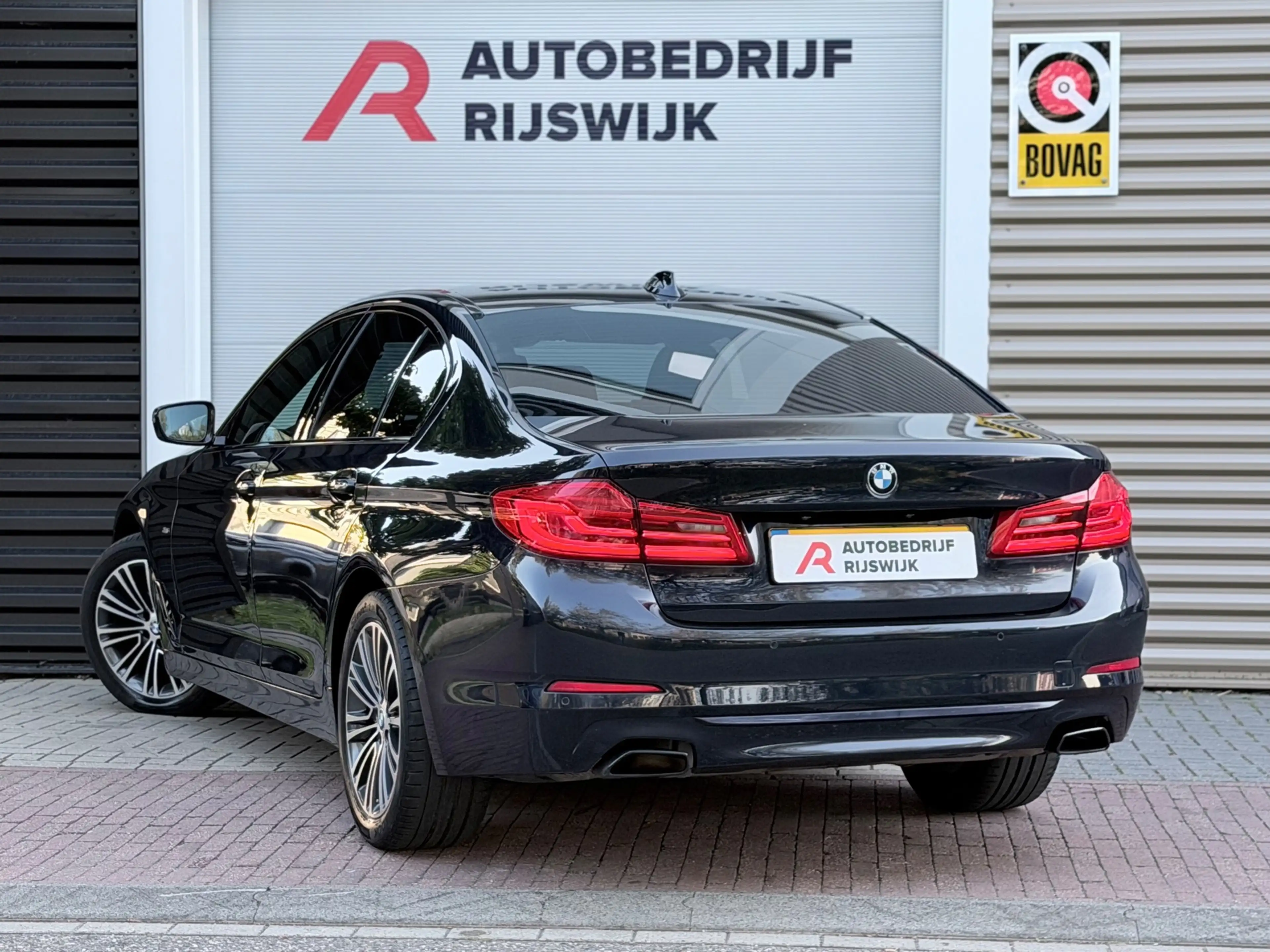 BMW 540 5-serie 540i High Executive Memory/Softclose/Sfeer — photo 3