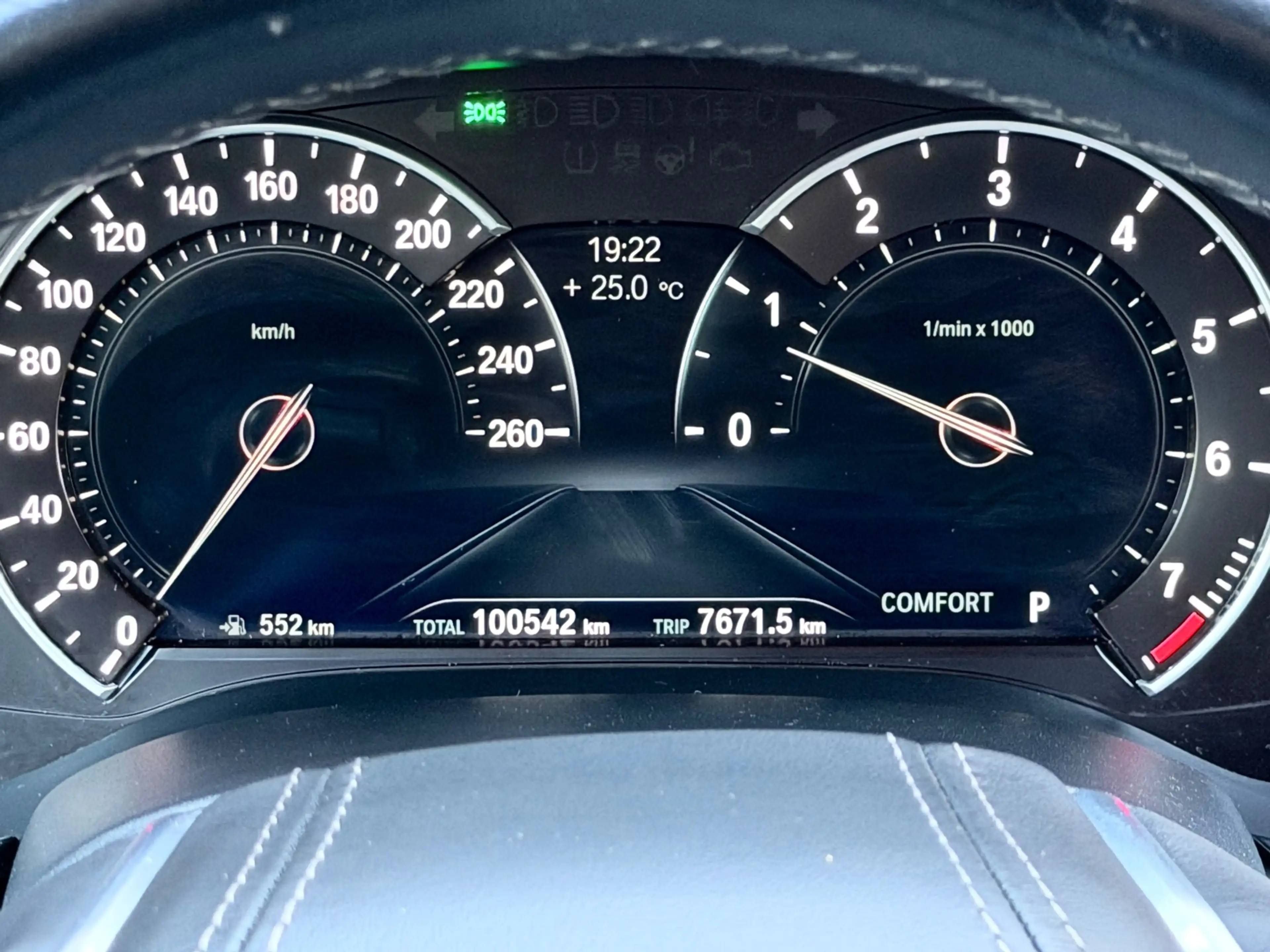 BMW 540 5-serie 540i High Executive Memory/Softclose/Sfeer — photo 27