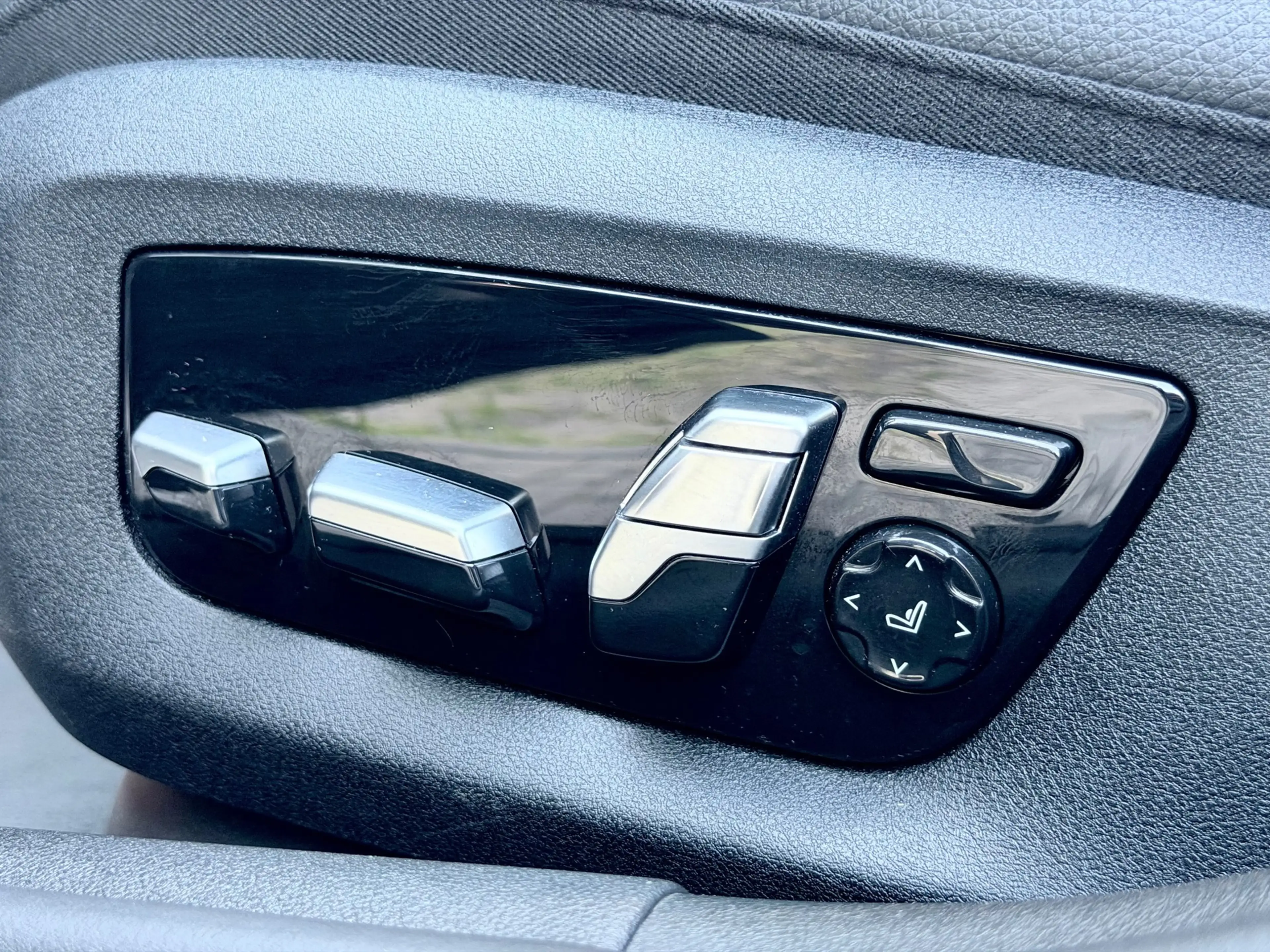 BMW 540 5-serie 540i High Executive Memory/Softclose/Sfeer — photo 13