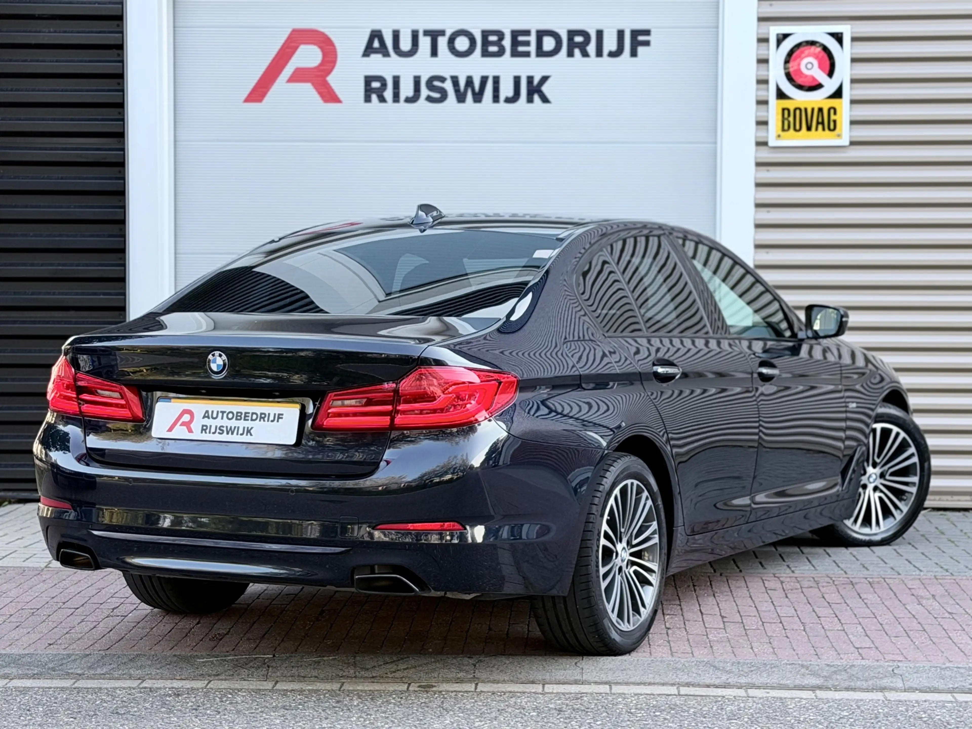 BMW 540 5-serie 540i High Executive Memory/Softclose/Sfeer — photo 4