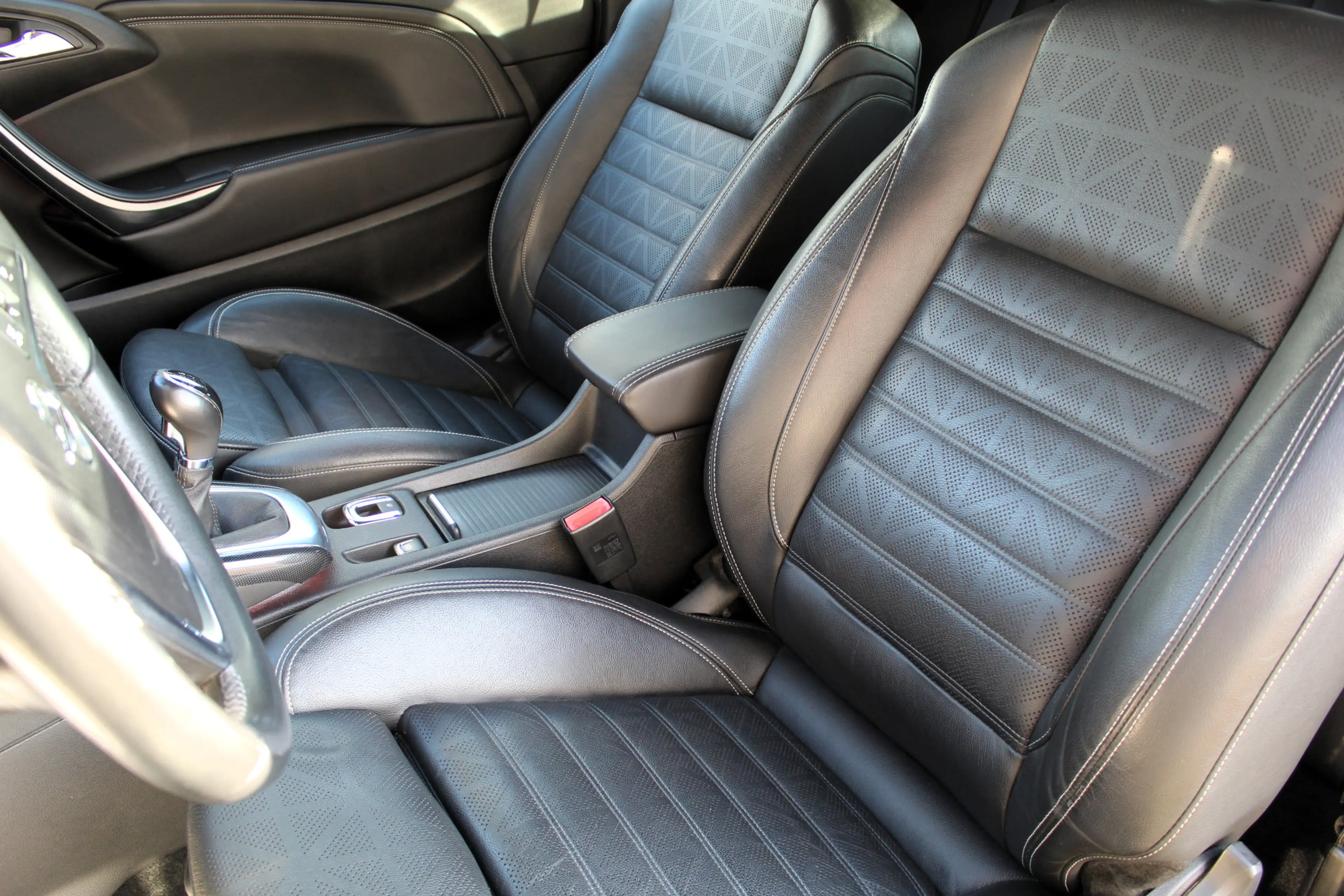 Opel Cascada 1.6 Turbo Cosmo I LEER I NAVI I CRUISE I — photo 12
