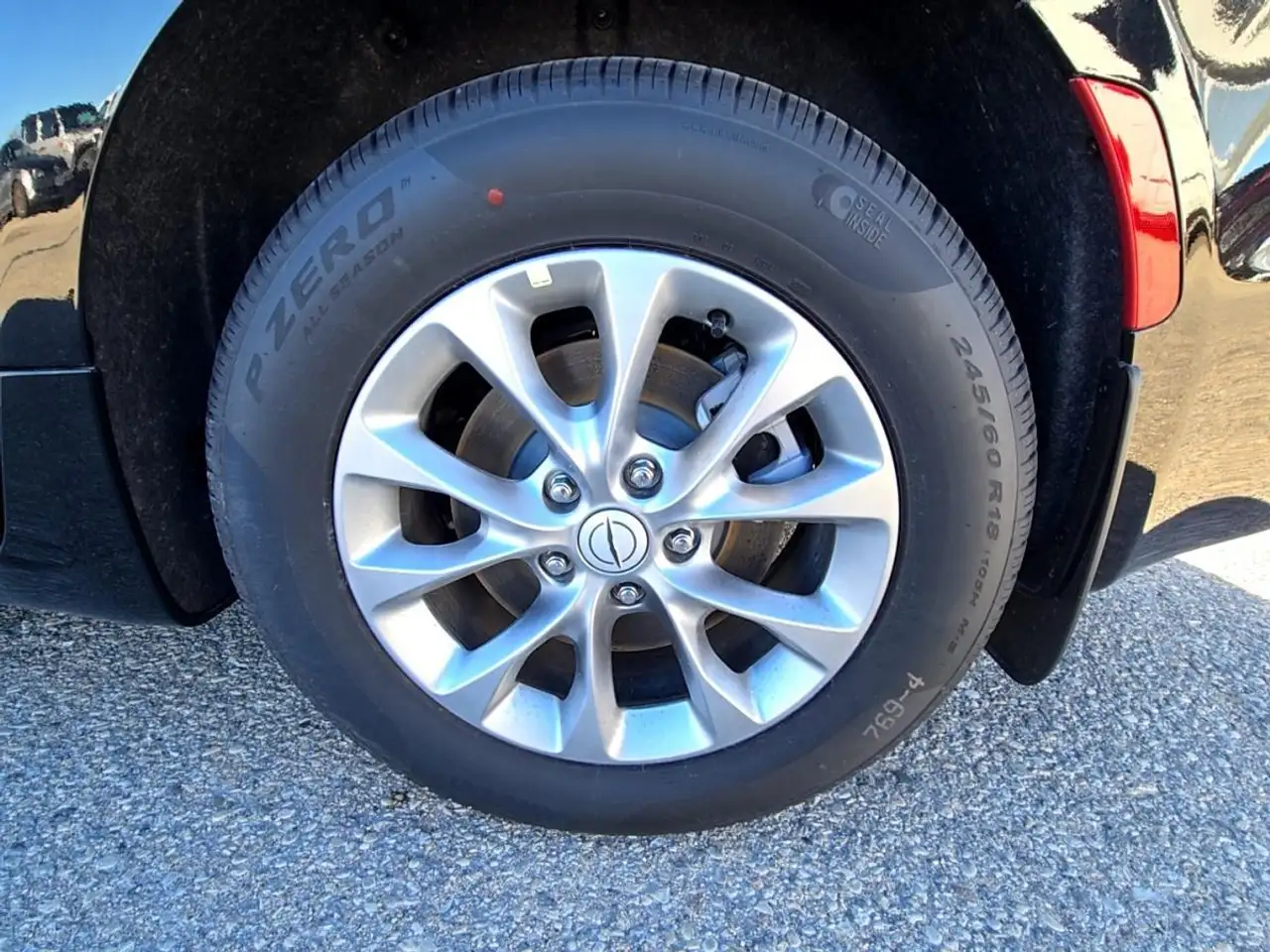 Chrysler Pacifica снимка Chrysler Pacifica