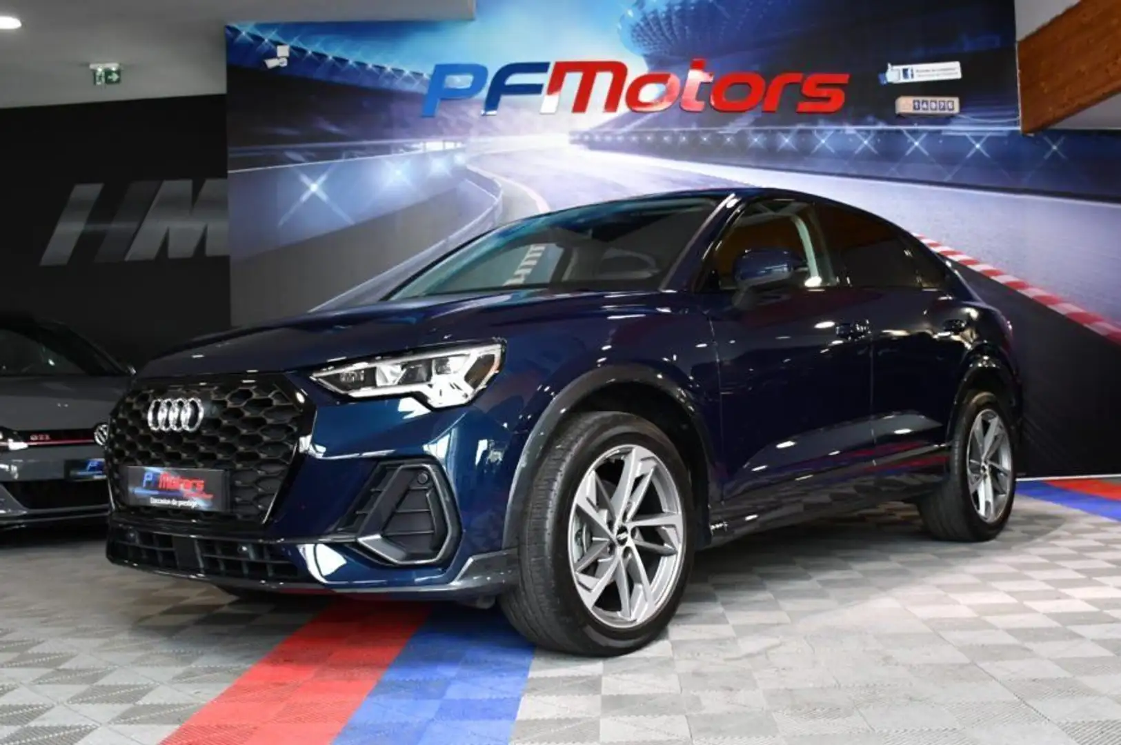Audi Q3 S-Line Design Luxe 35 TFSI 150 S-Tronic GPS Virtua Bleu - 1