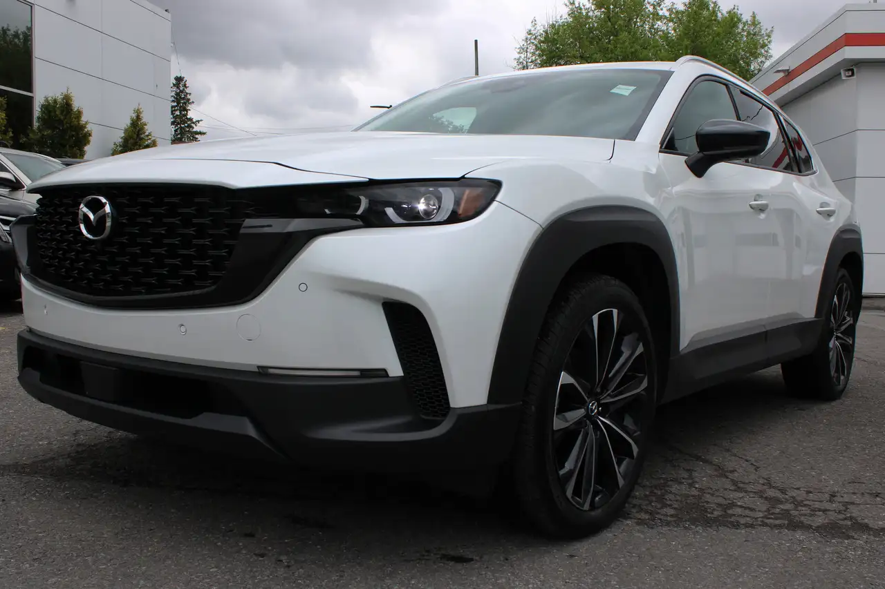 Mazda CX-50 снимка Mazda CX-50